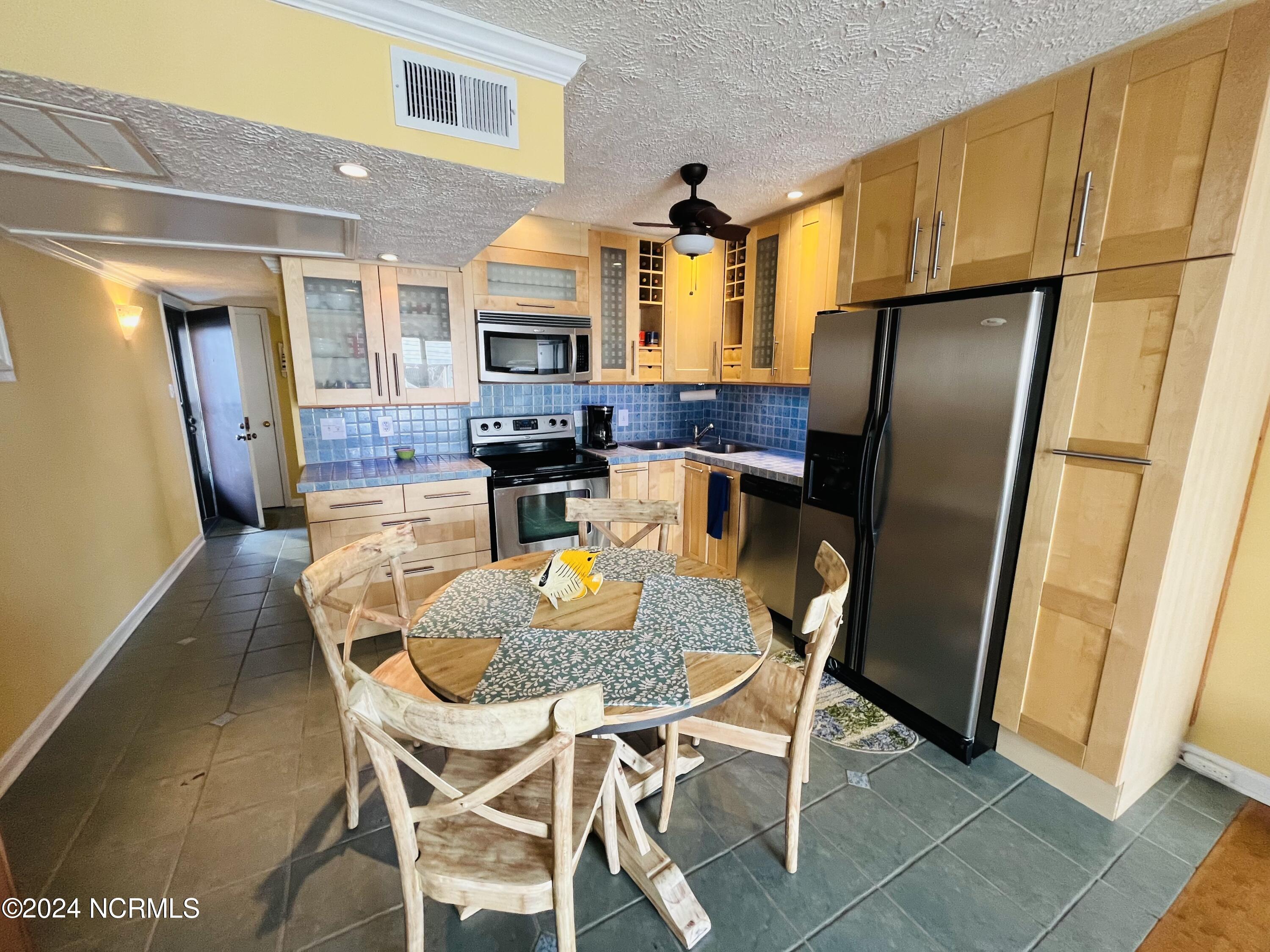 115 Lake Place Condo Drive