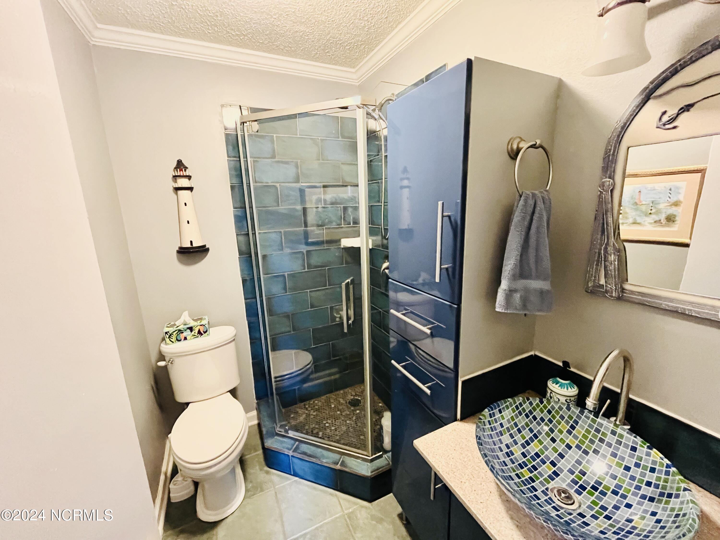 115 Lake Place Condo Drive