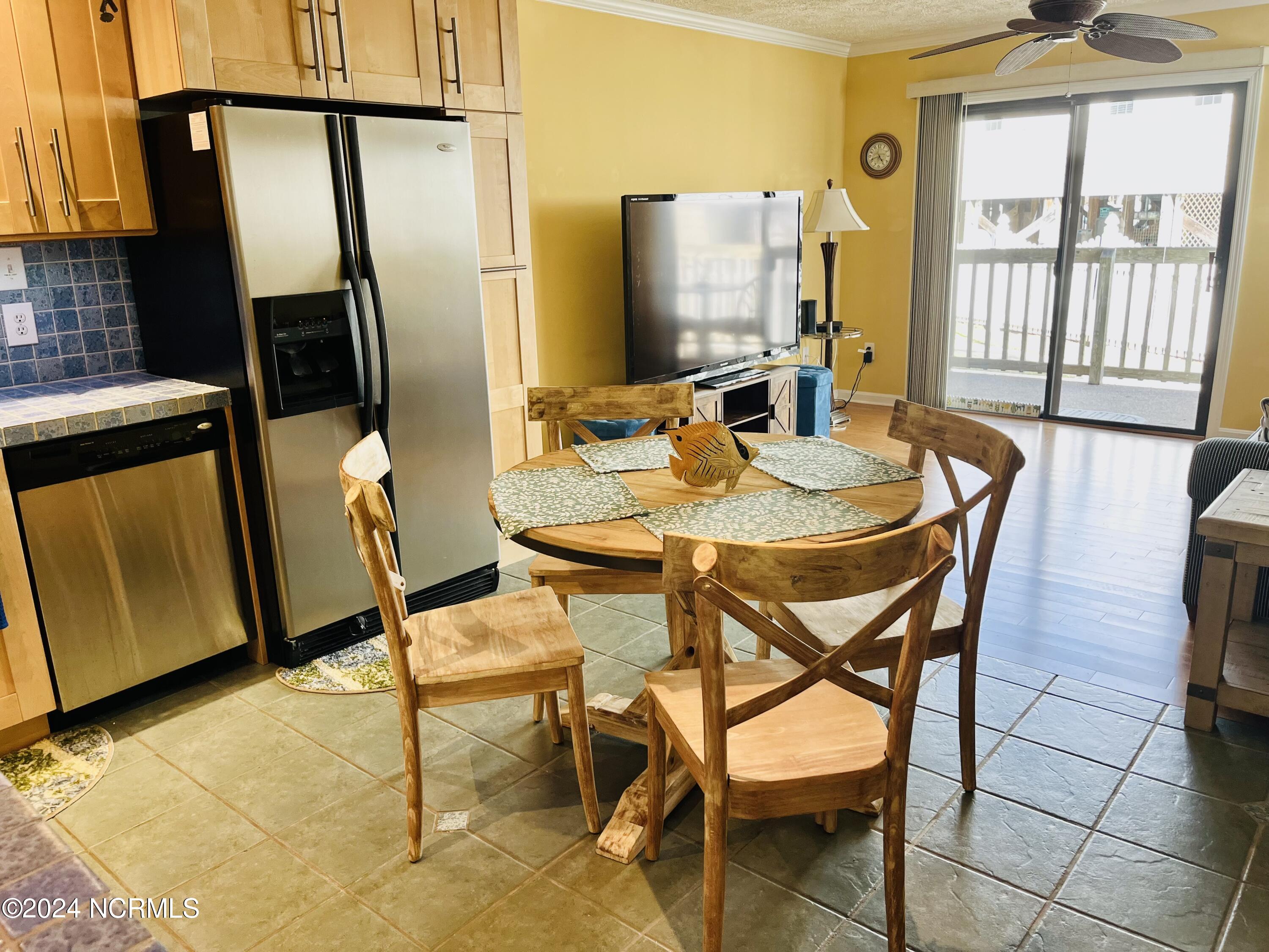 115 Lake Place Condo Drive