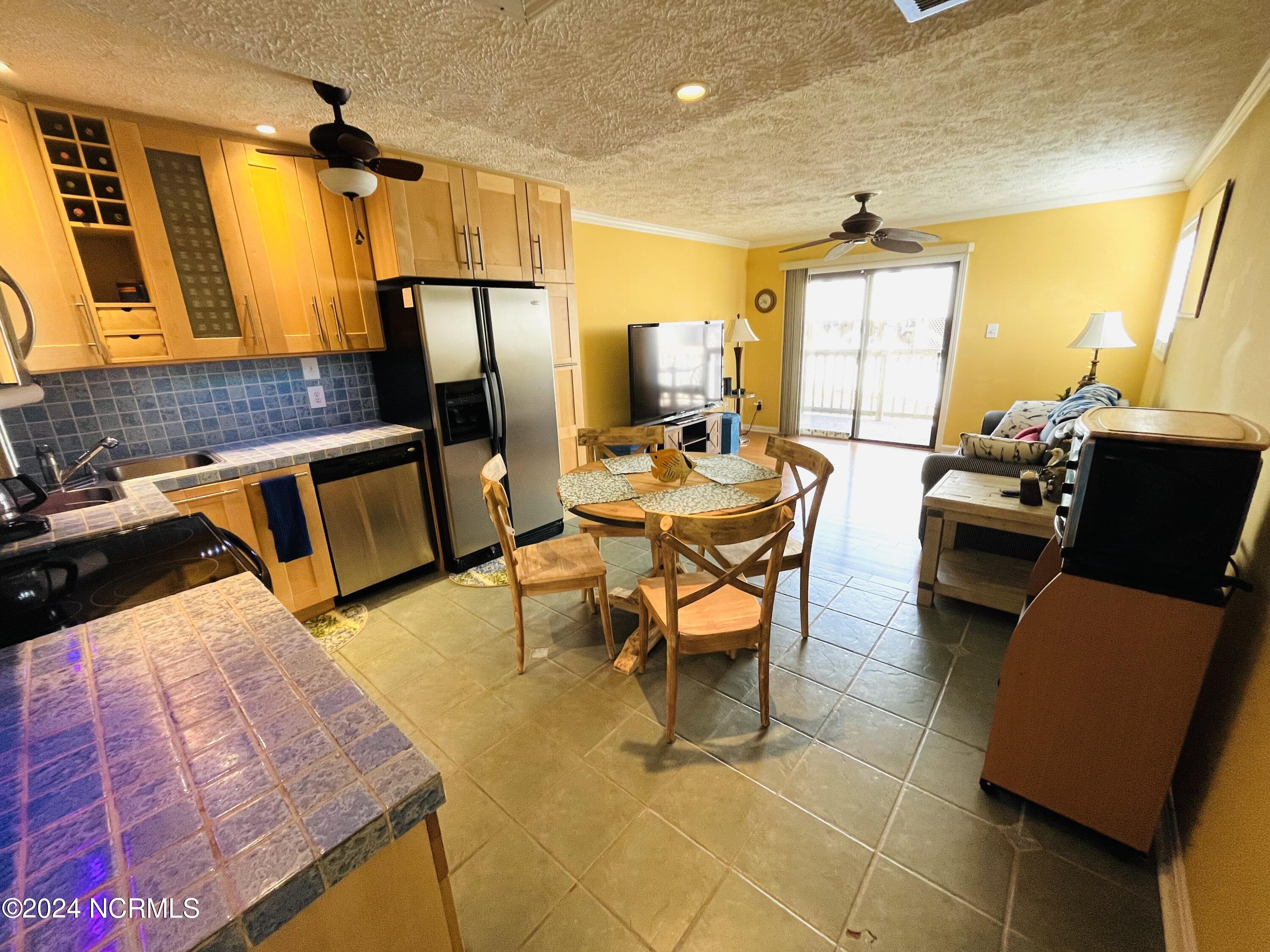 115 Lake Place Condo Drive