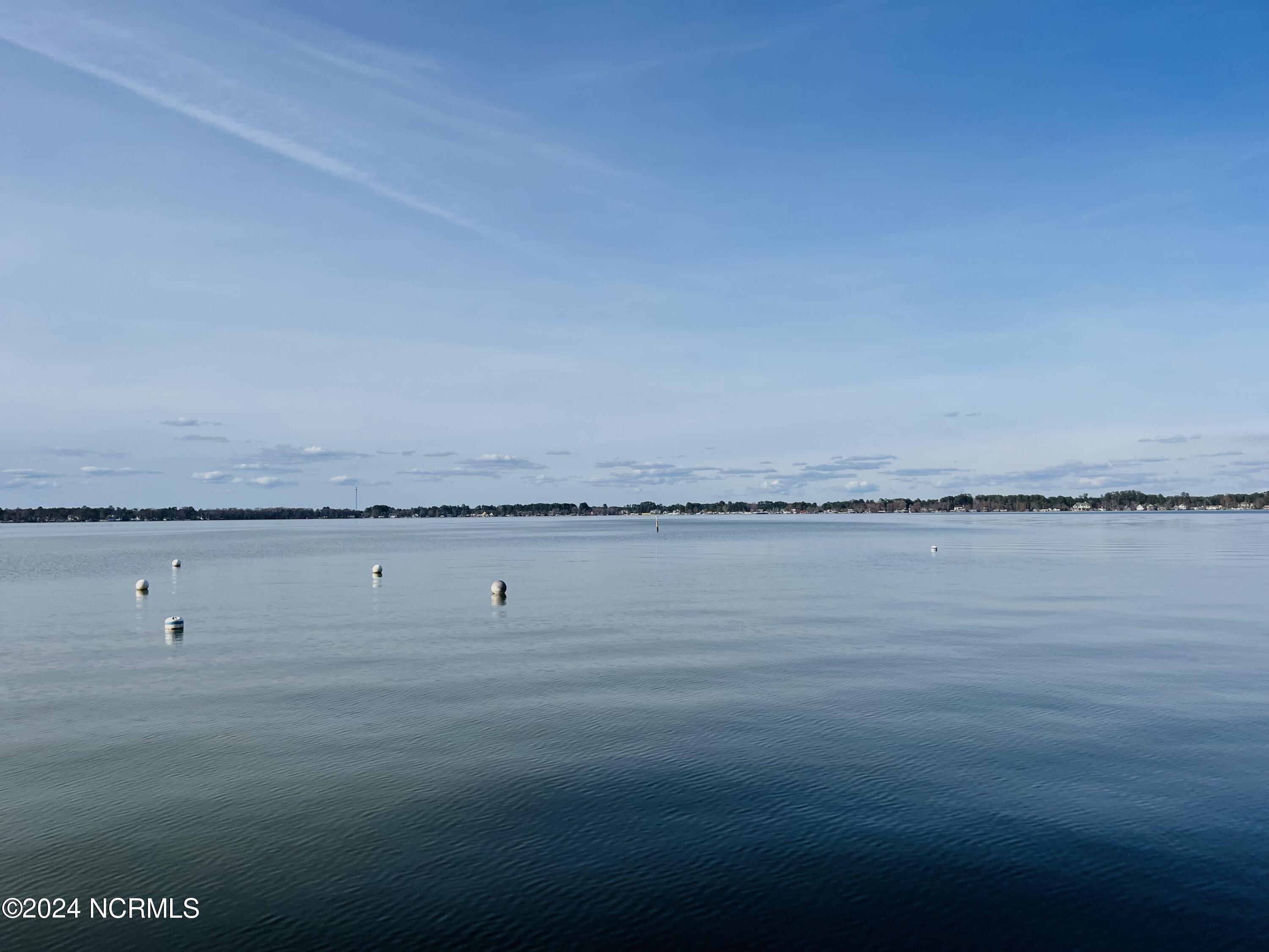 115 Lake Place Condo Drive