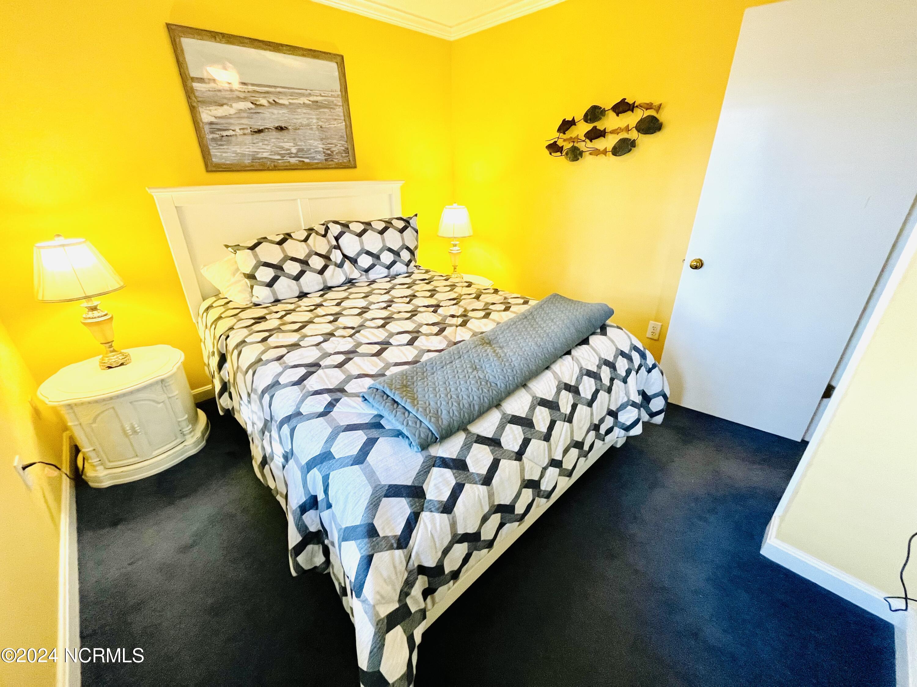 115 Lake Place Condo Drive