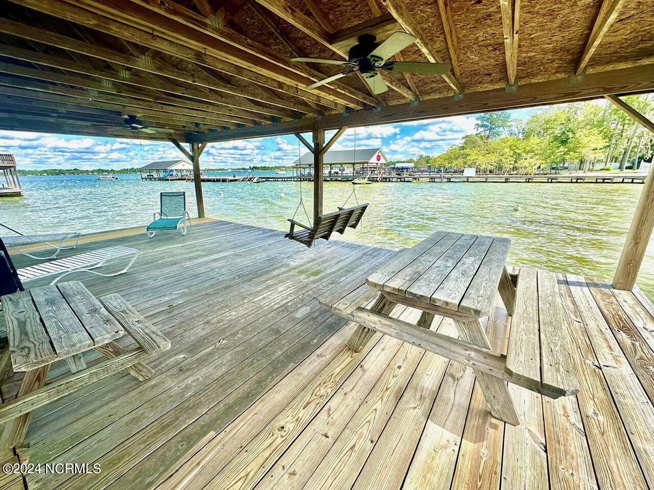 115 Lake Place Condo Drive