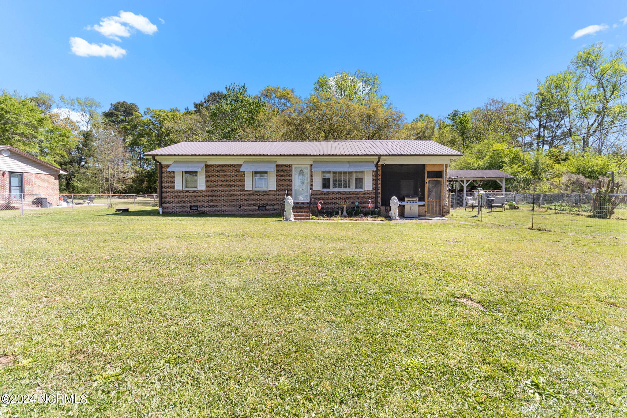 1742 Richardson Road