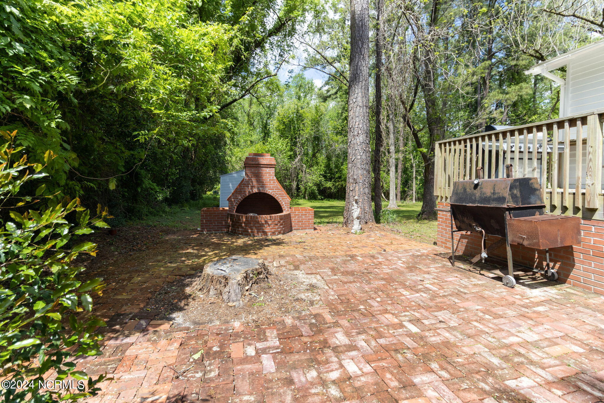 9780 College North Street