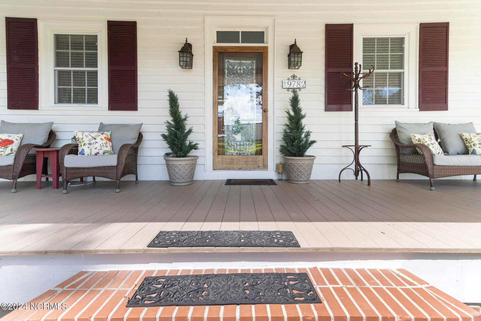 9780 College North Street