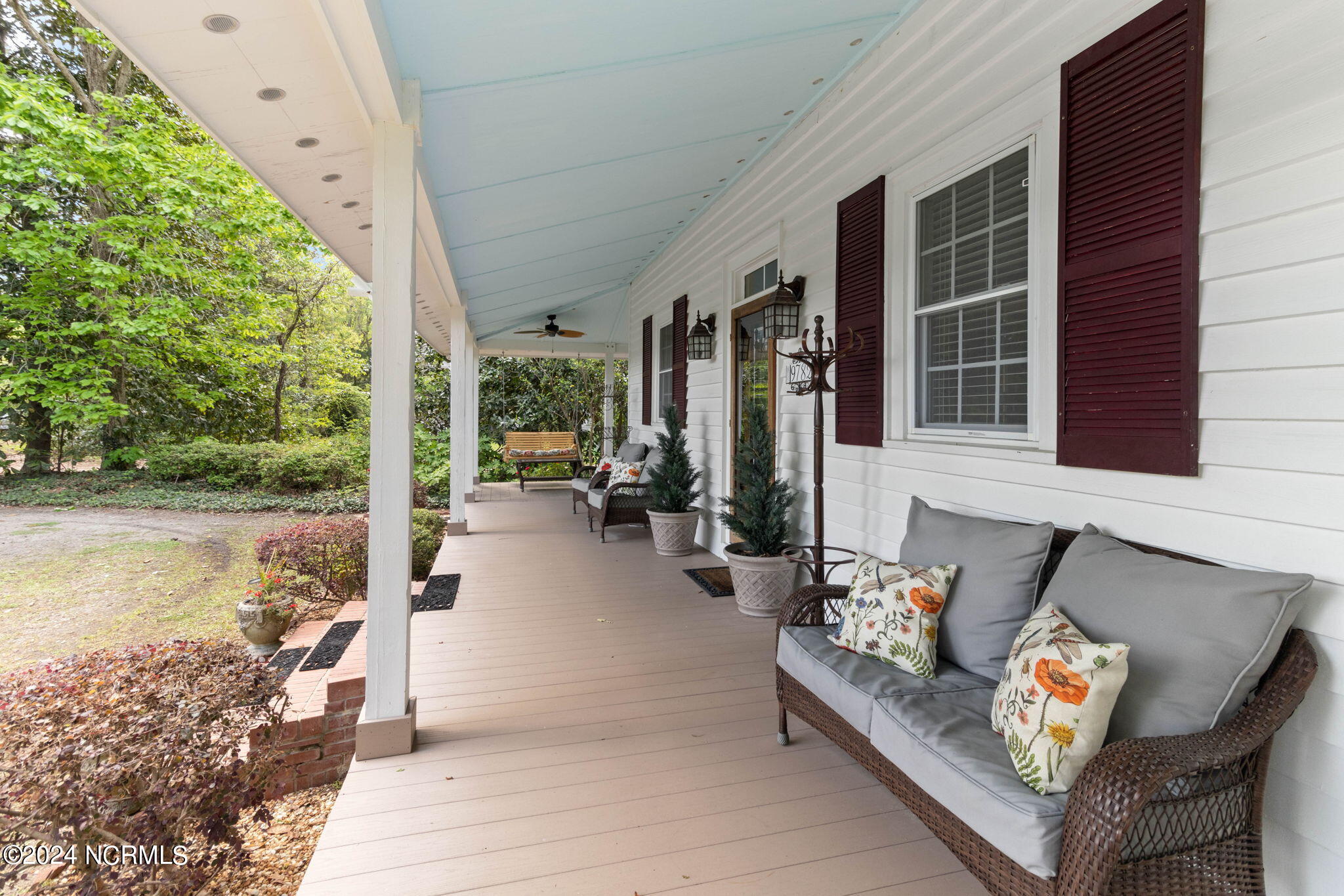 9780 College North Street