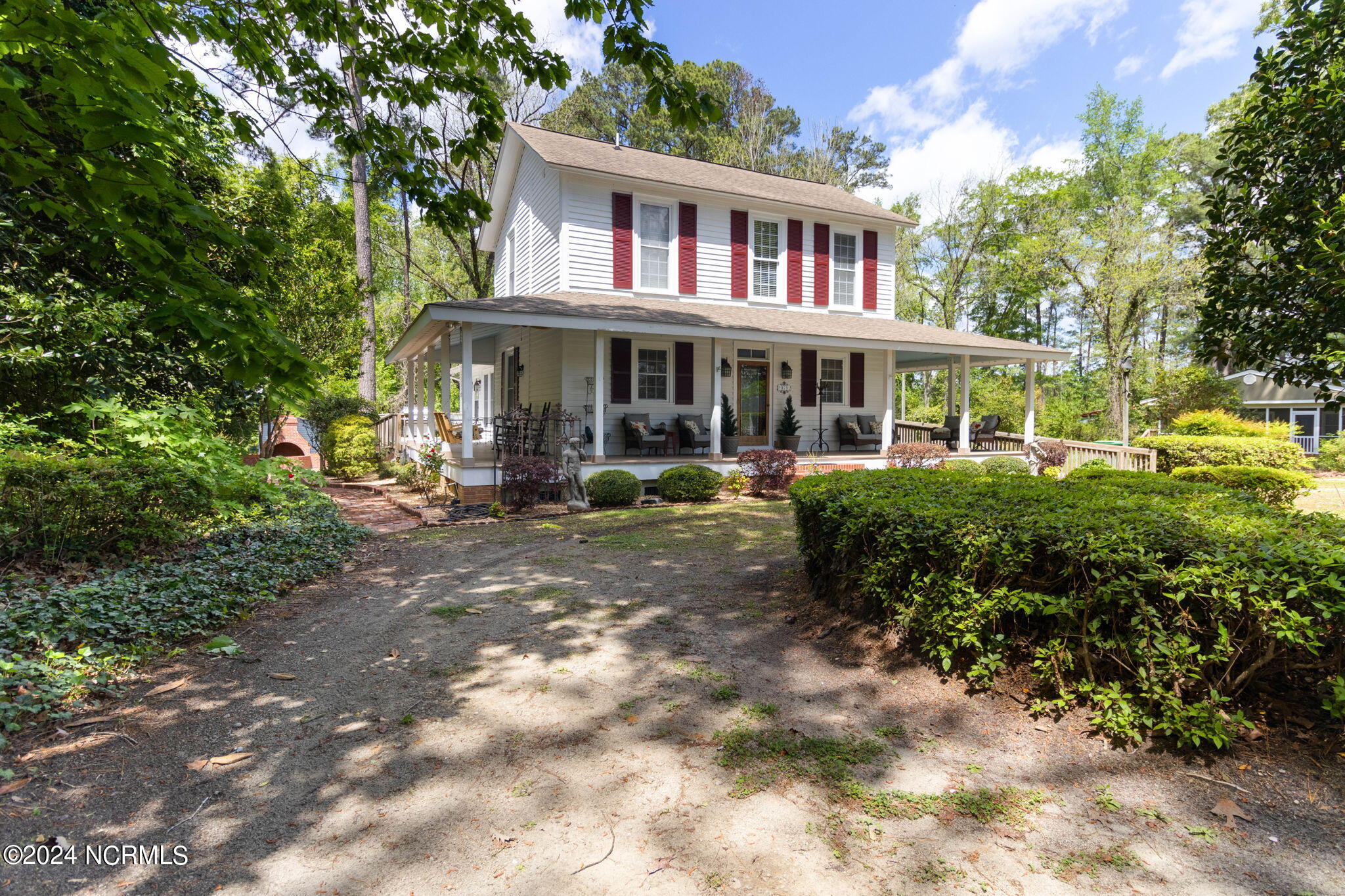 9780 College North Street