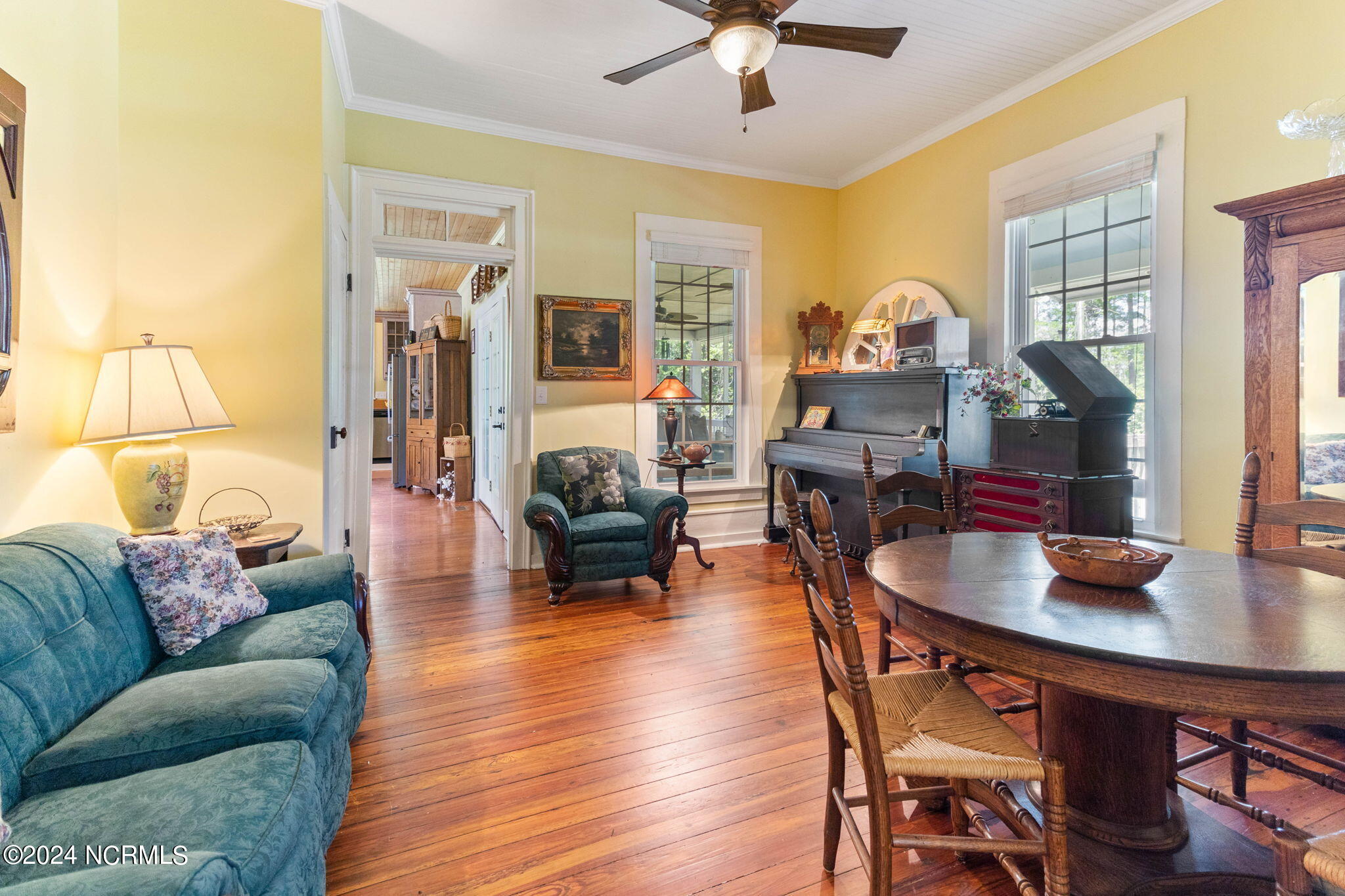 9780 College North Street