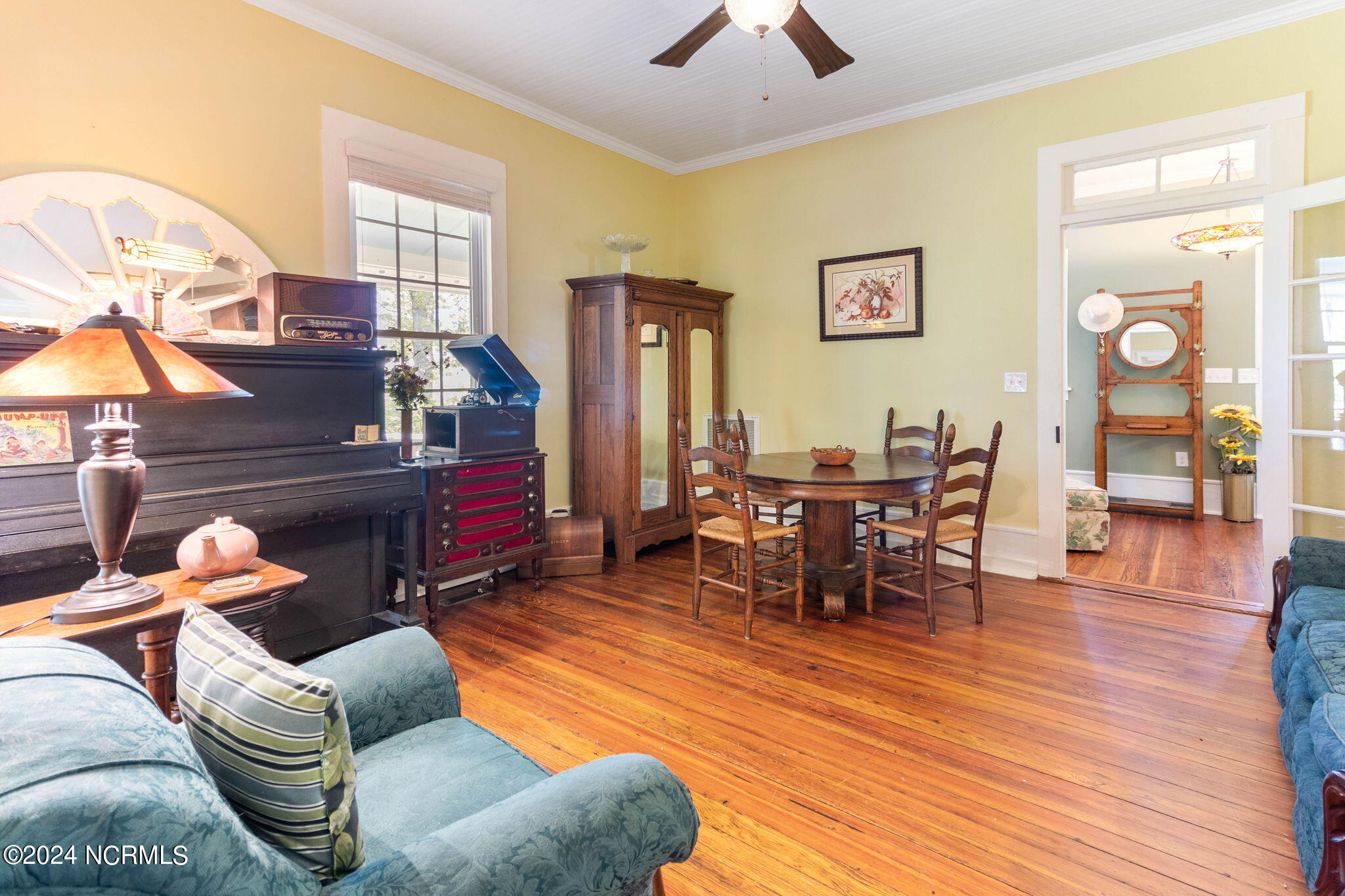 9780 College North Street