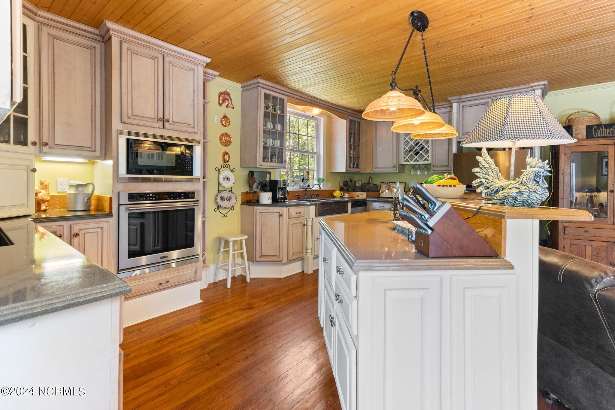 9780 College North Street