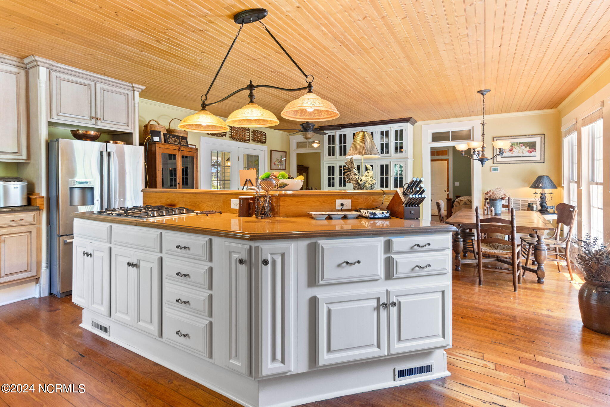 9780 College North Street