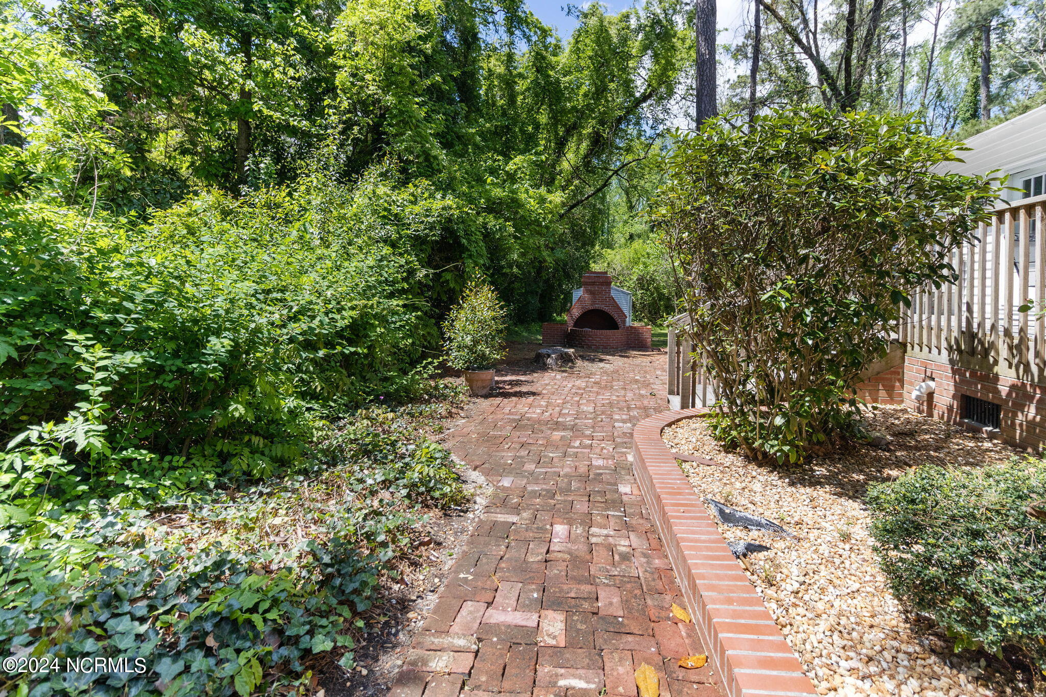 9780 College North Street