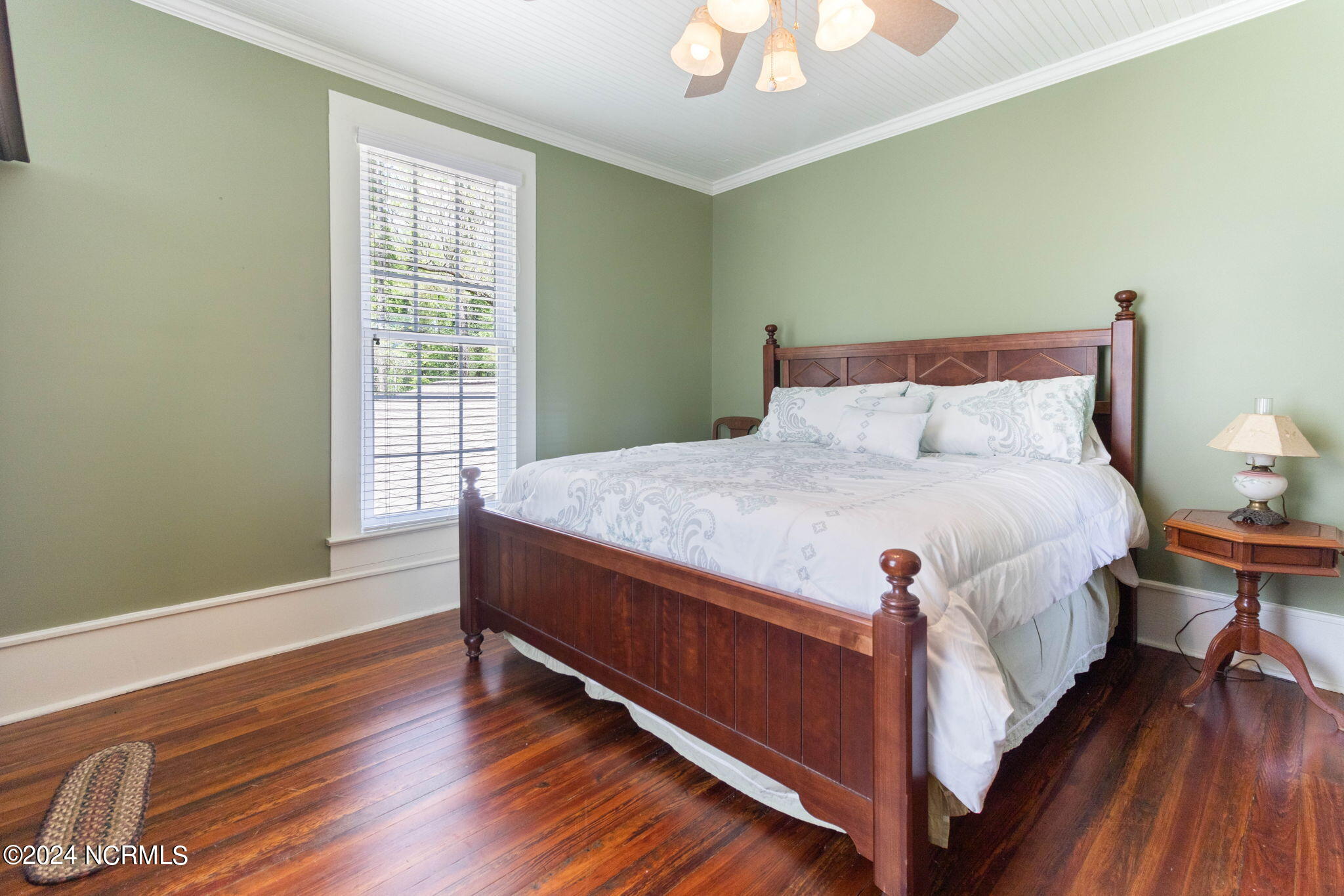 9780 College North Street