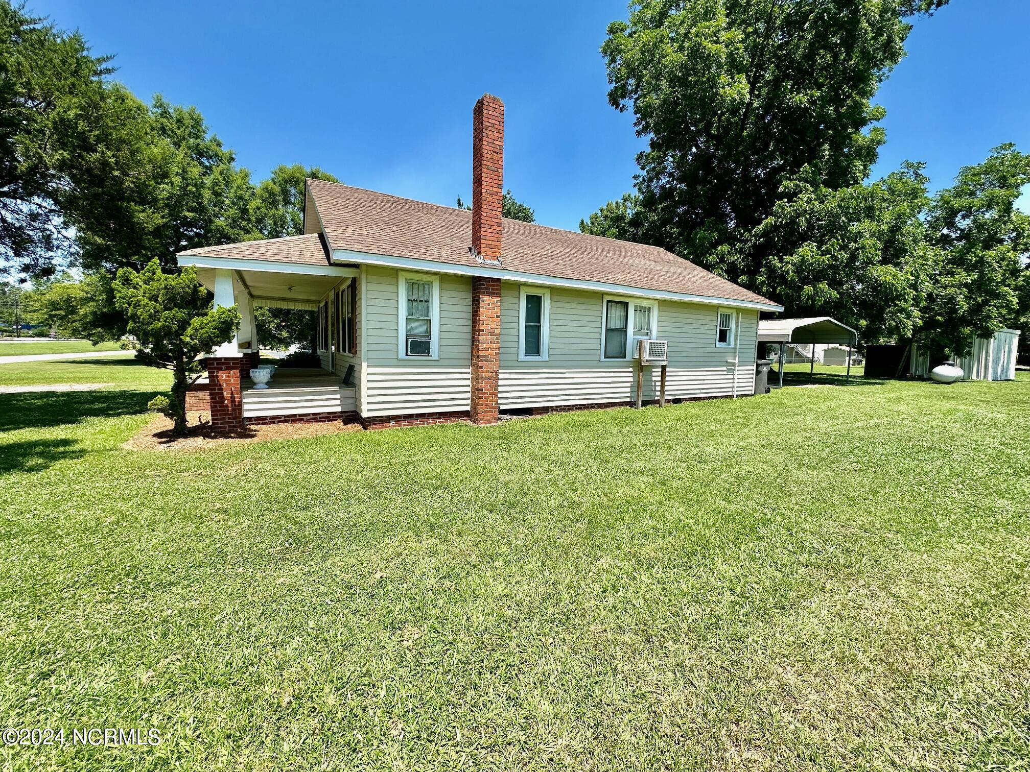 110 E Railroad Street