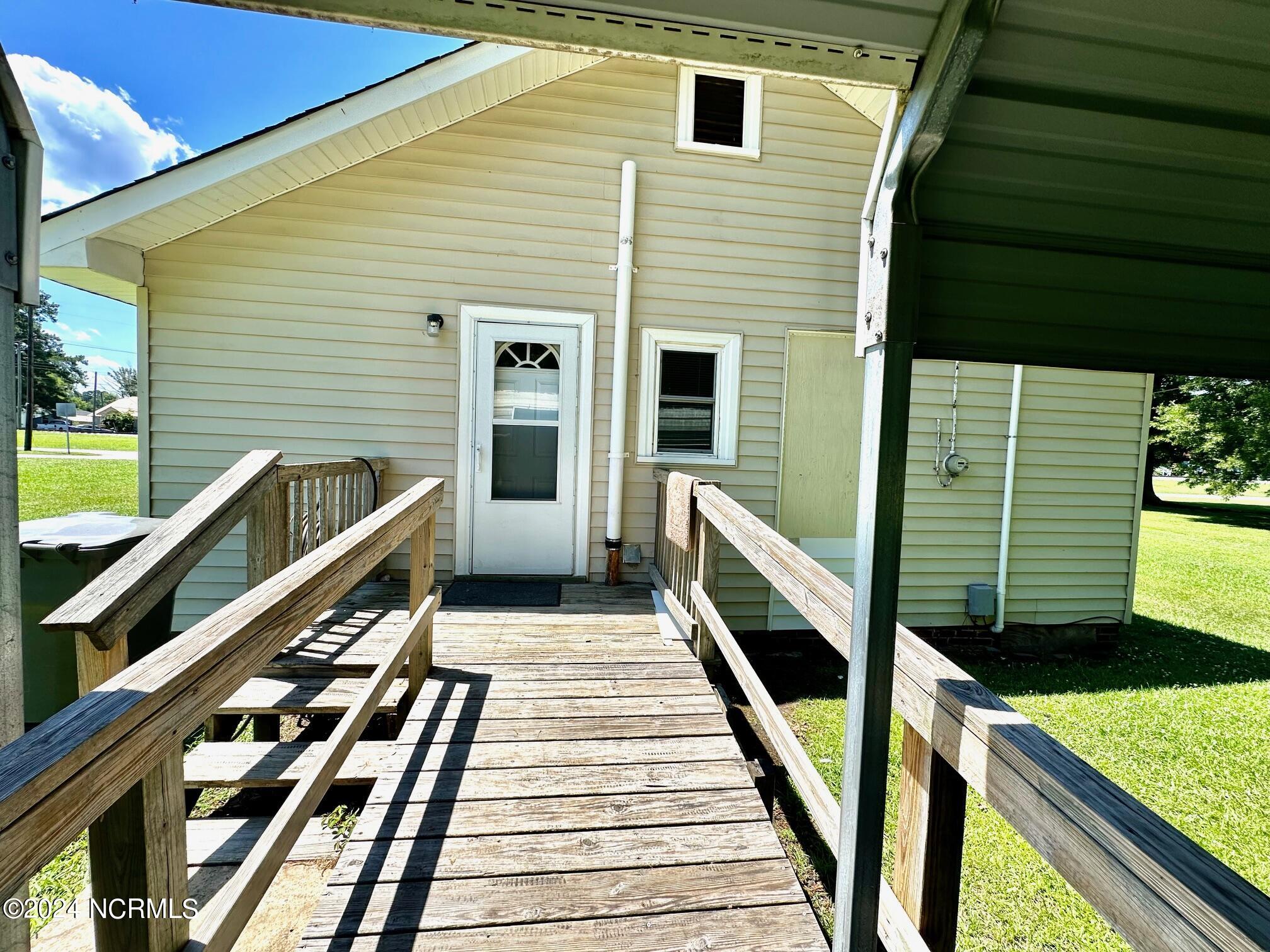 110 E Railroad Street