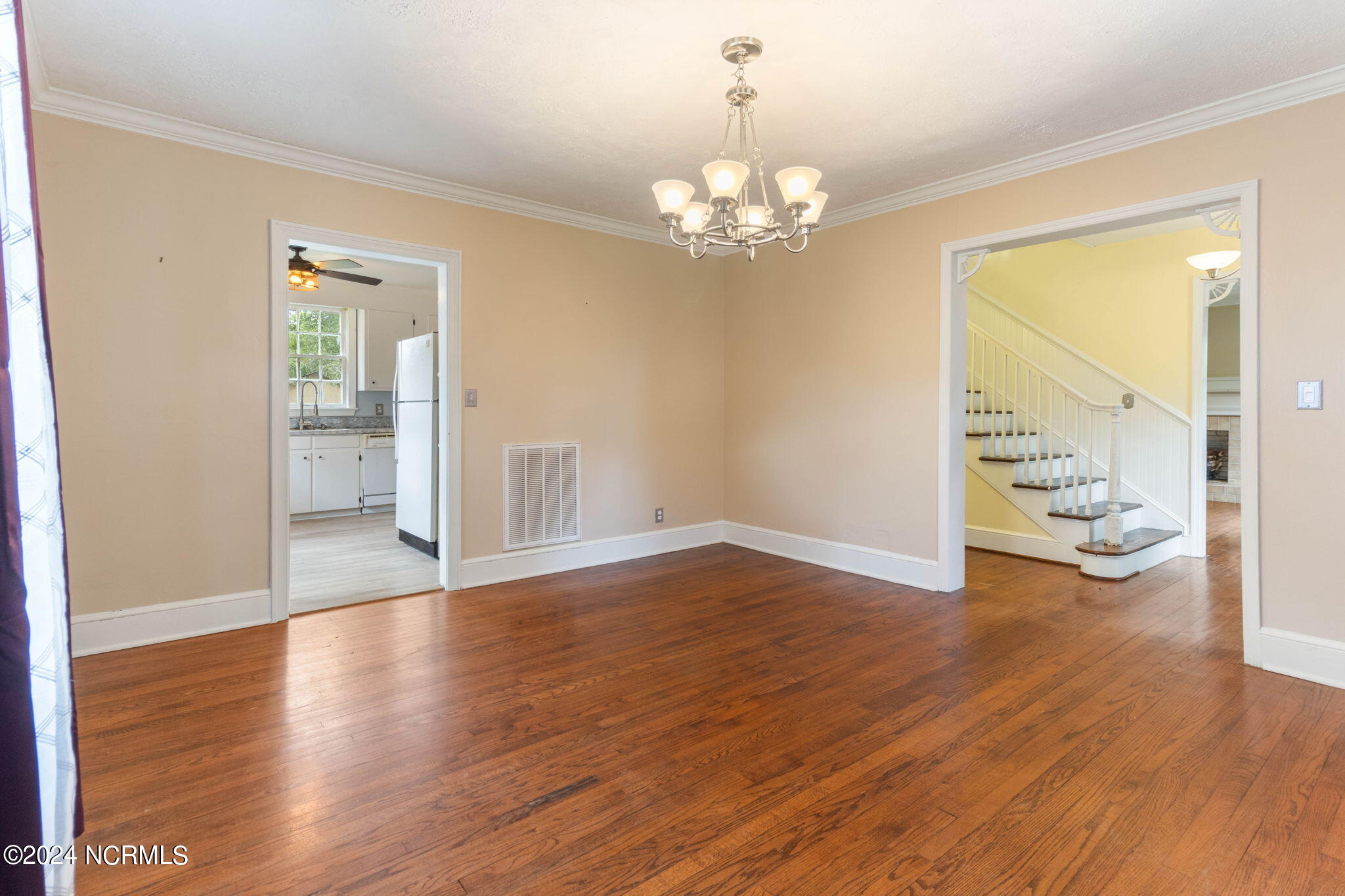 107 N Morehead Street