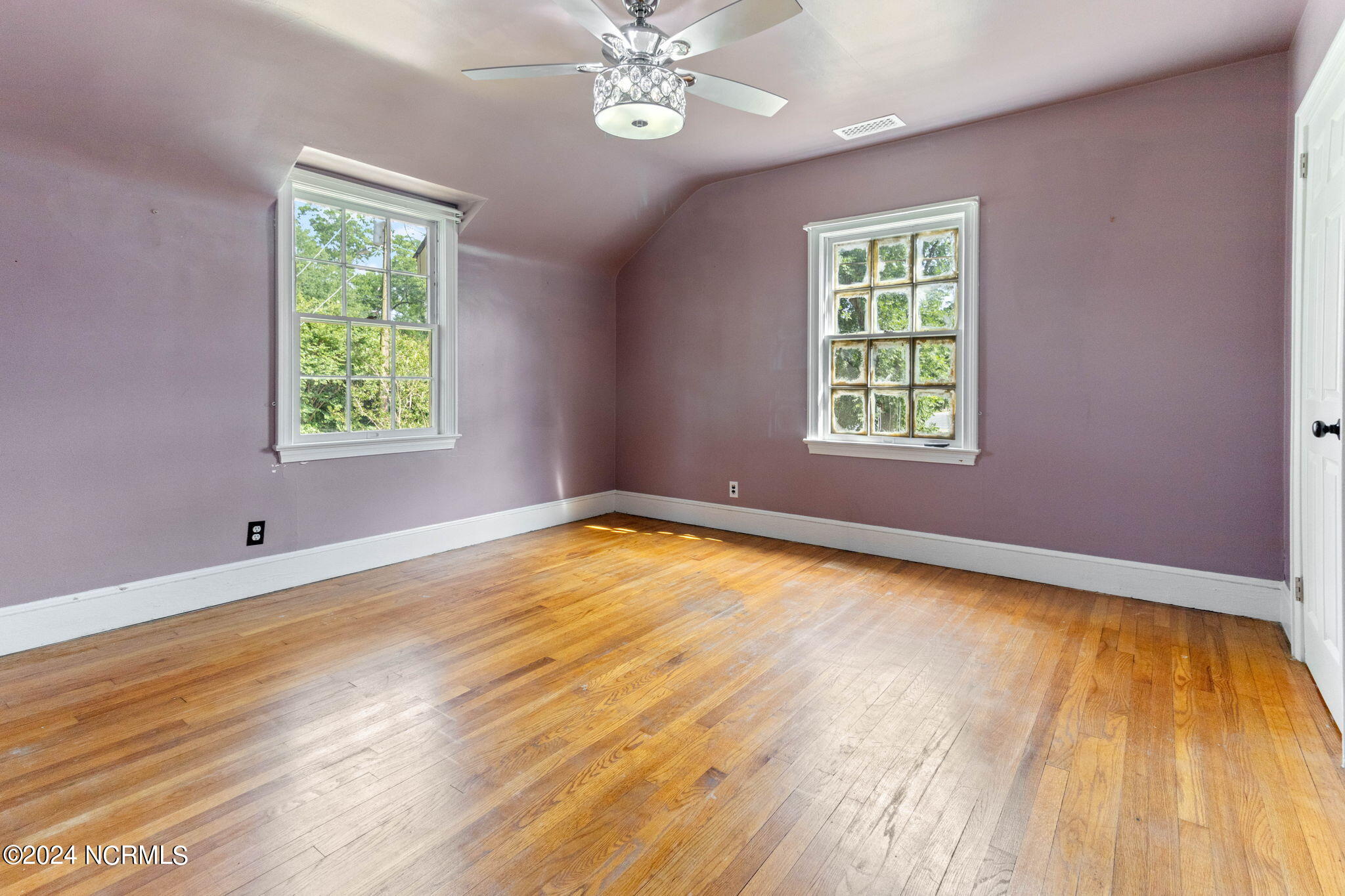 107 N Morehead Street