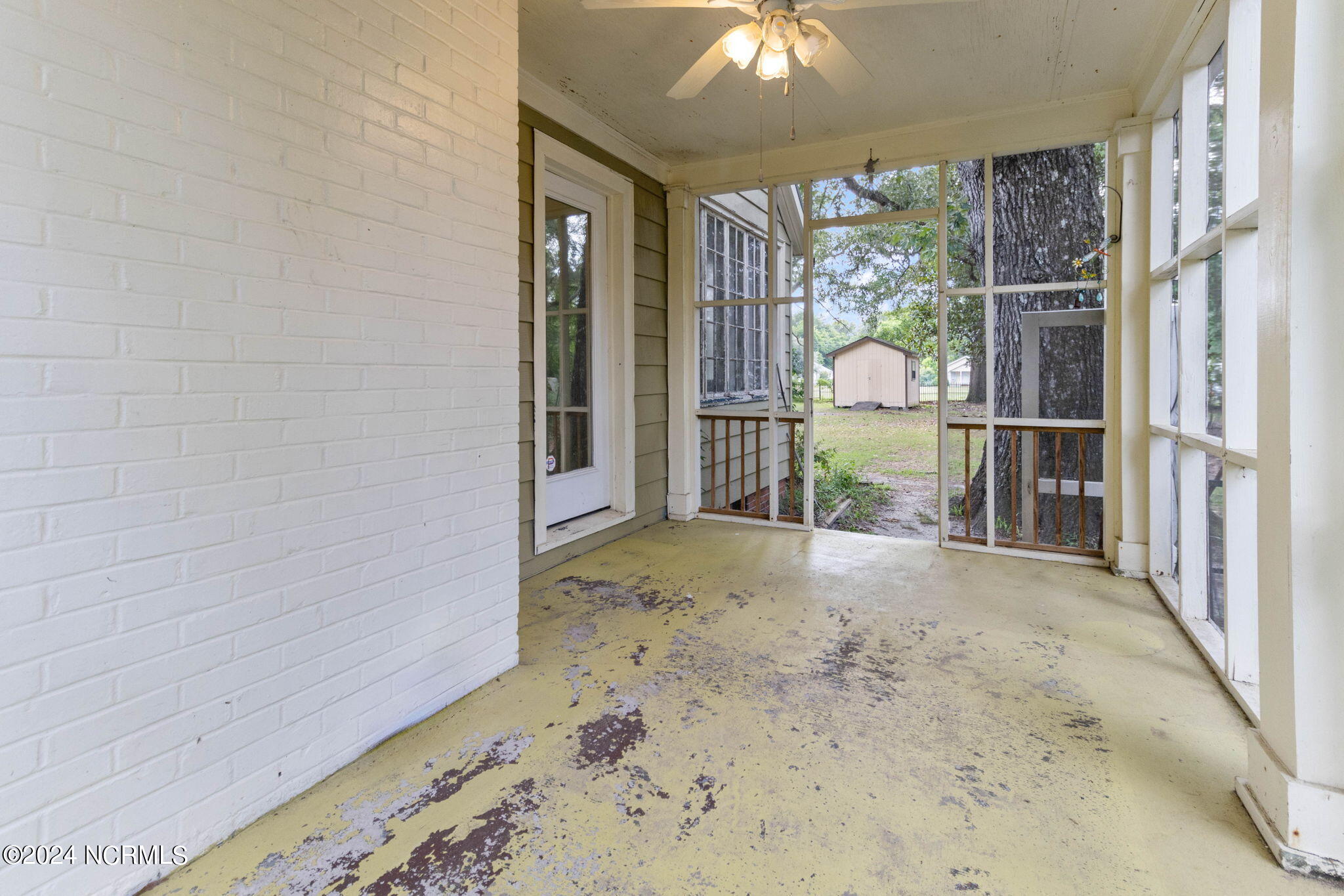 107 N Morehead Street