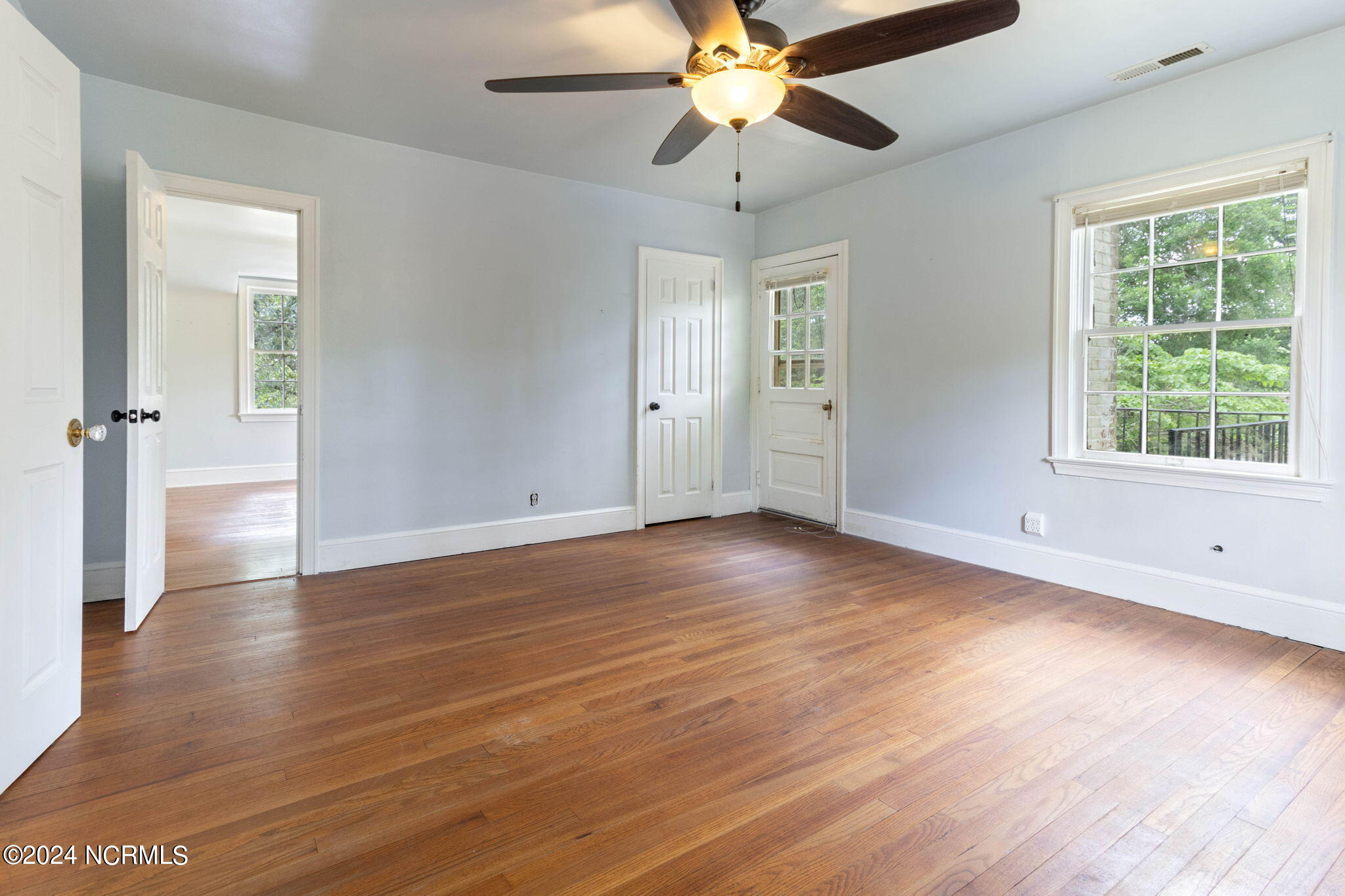 107 N Morehead Street