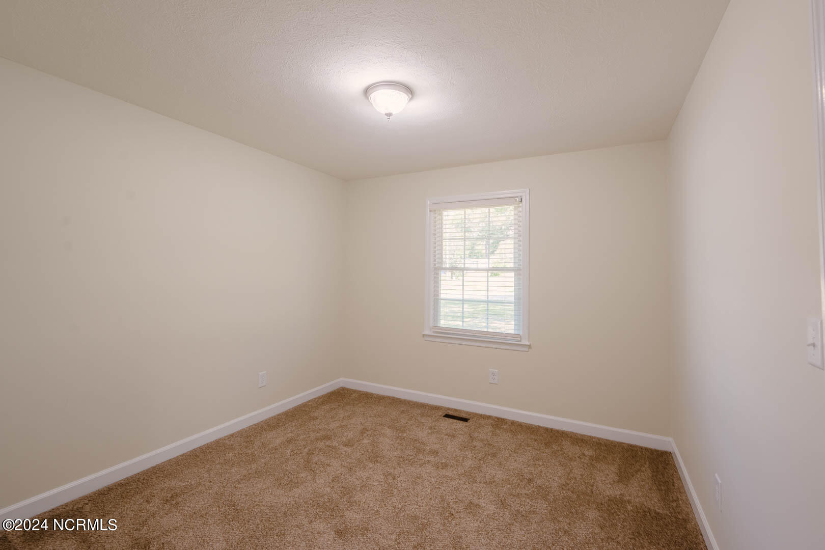 105 Autumn Circle