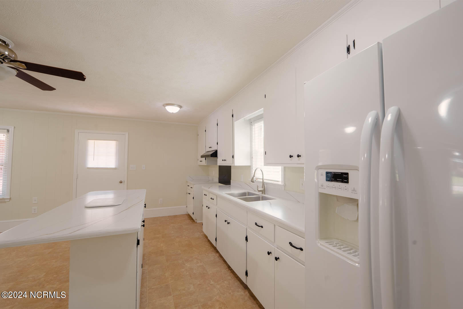 105 Autumn Circle