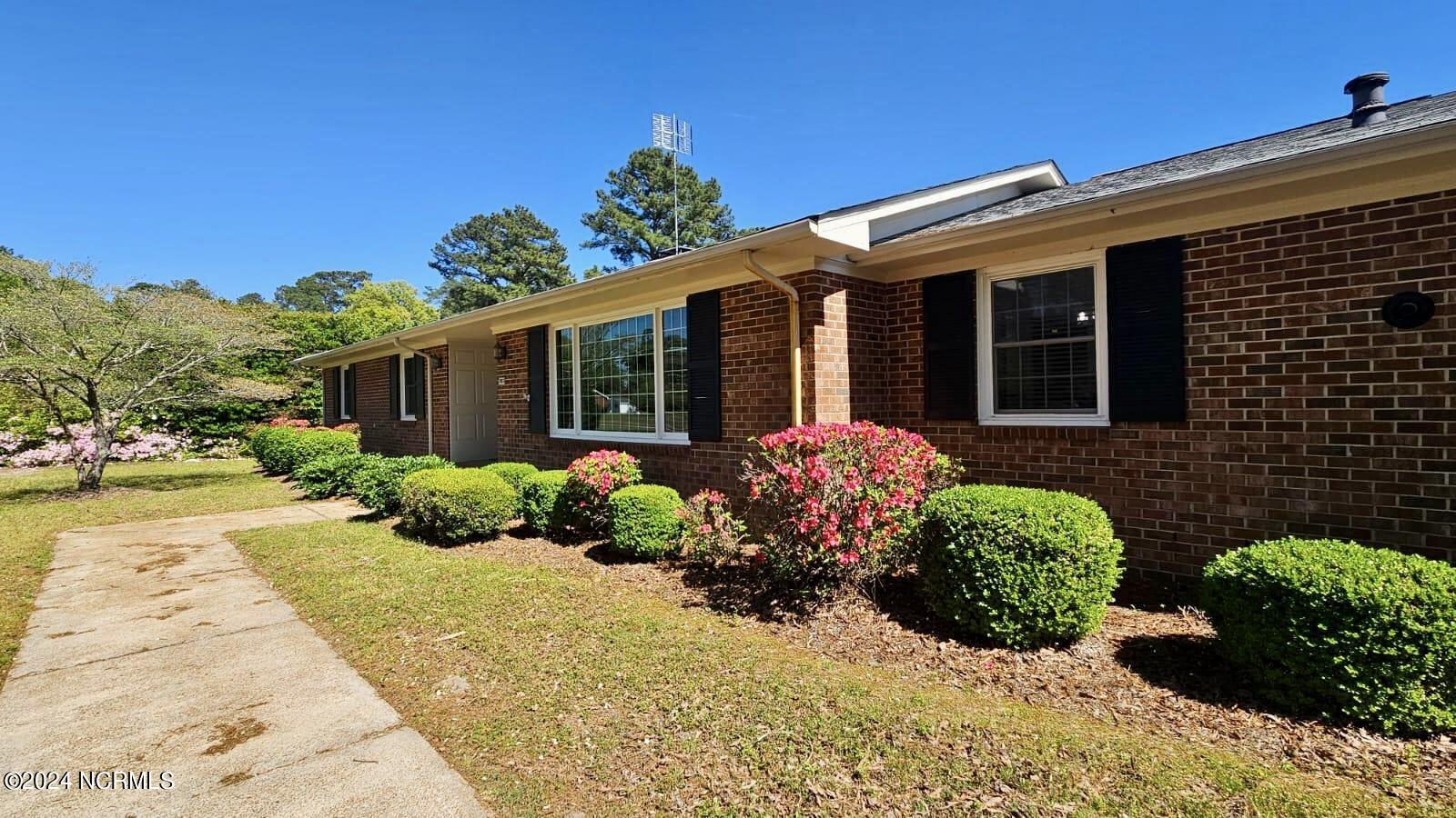 203 Cromartie Road
