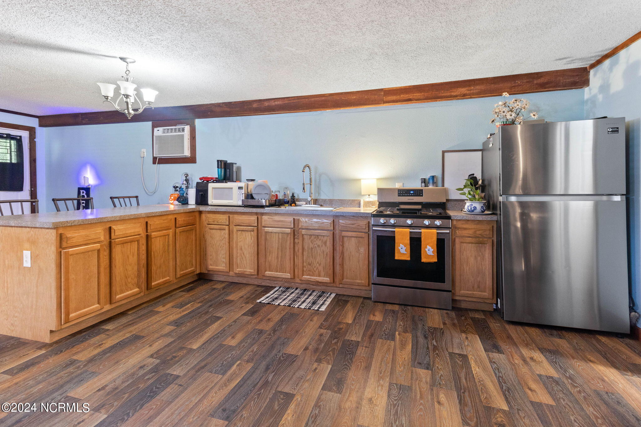 7188 N Nc 211 Highway W