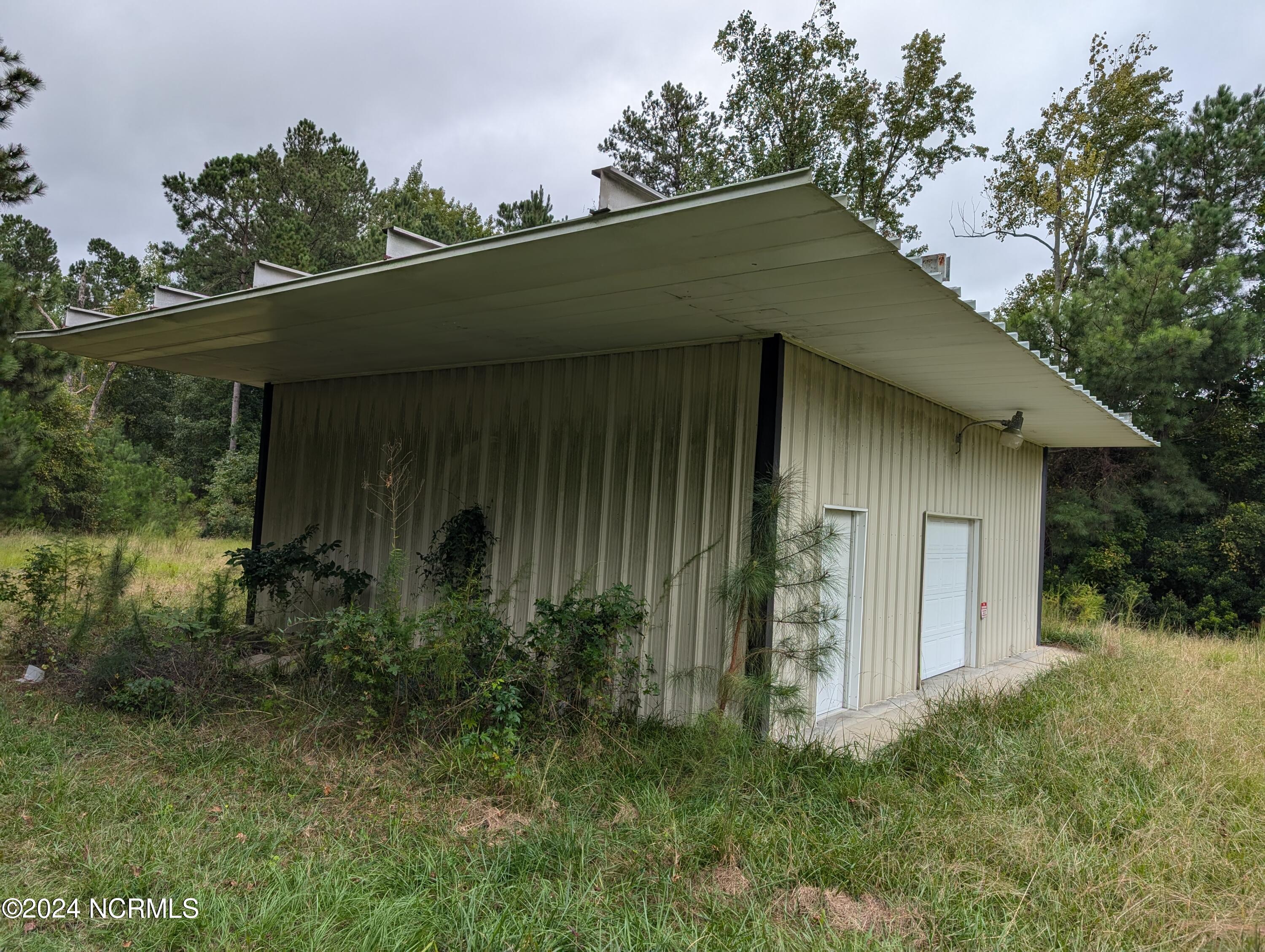 3867 Airport Road