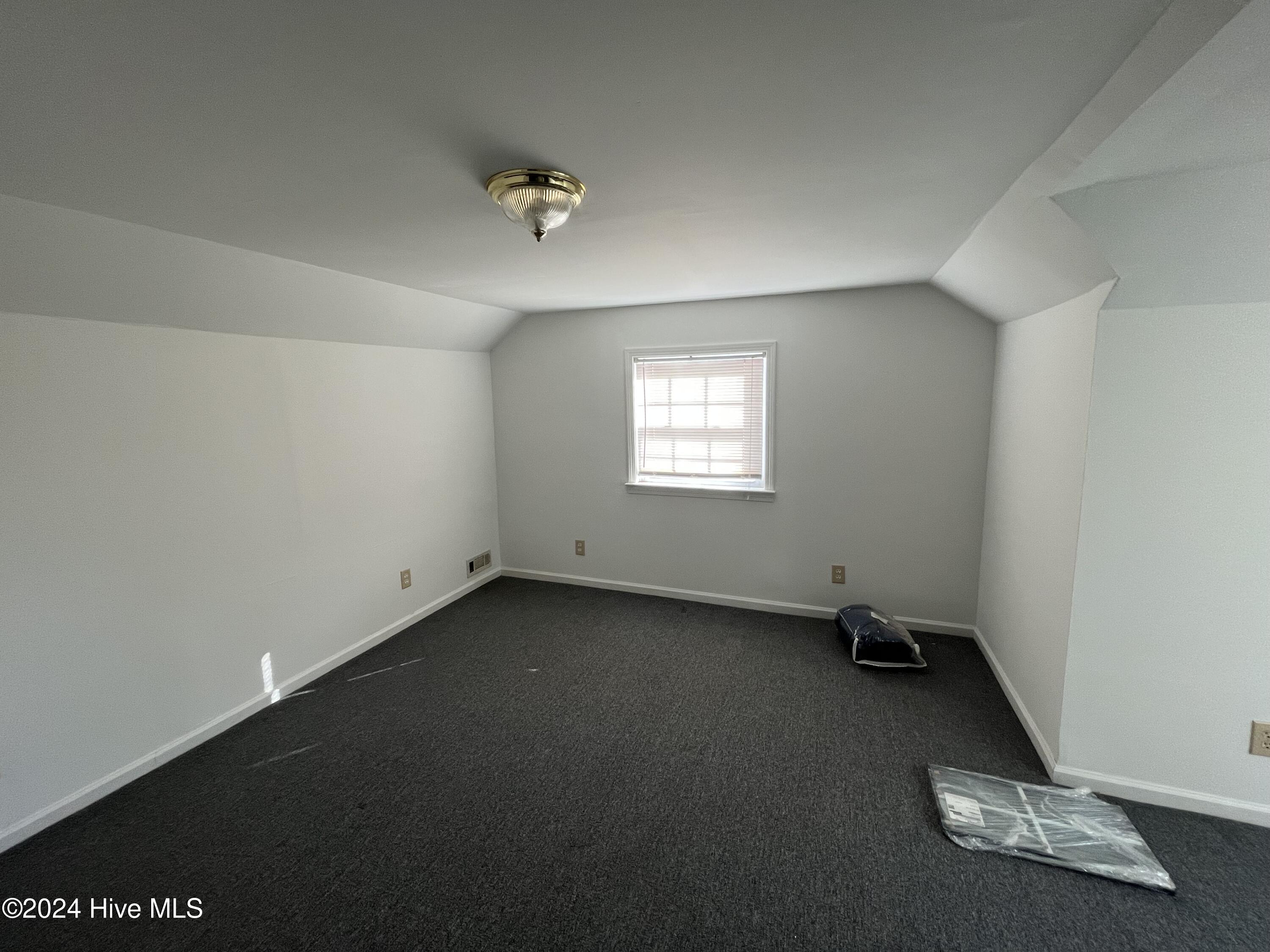 1412 Lyon Landing Road