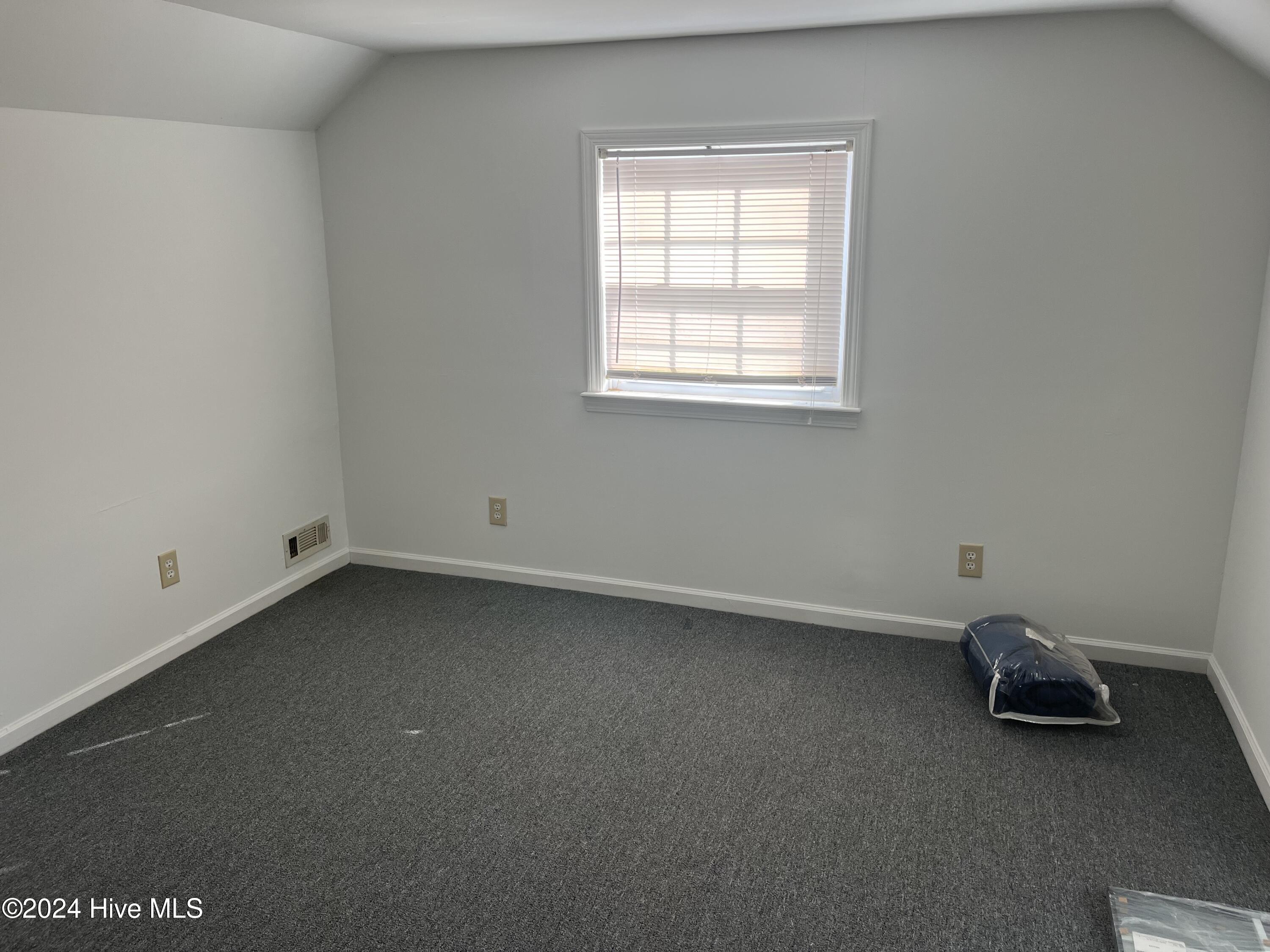 1412 Lyon Landing Road