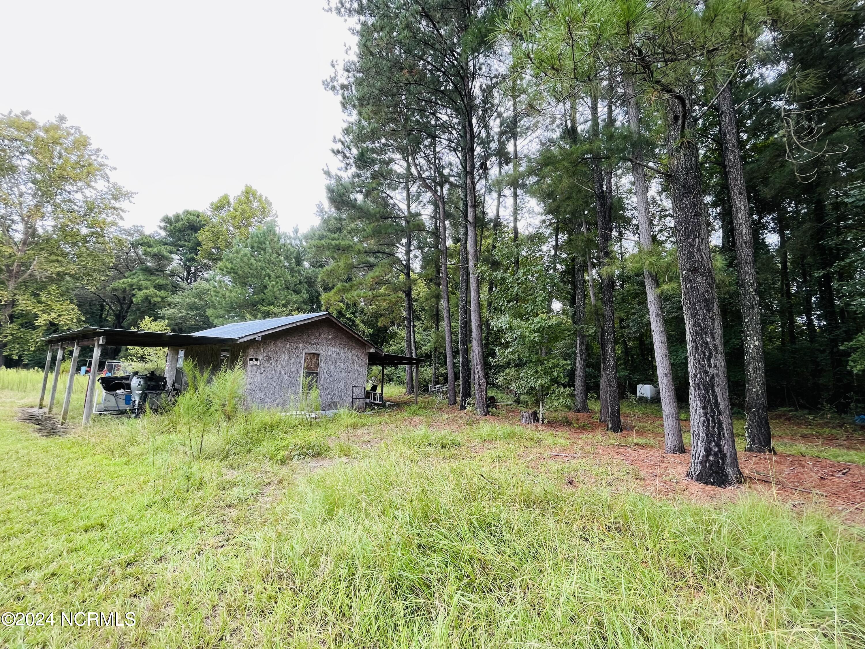 1412 Lyon Landing Road