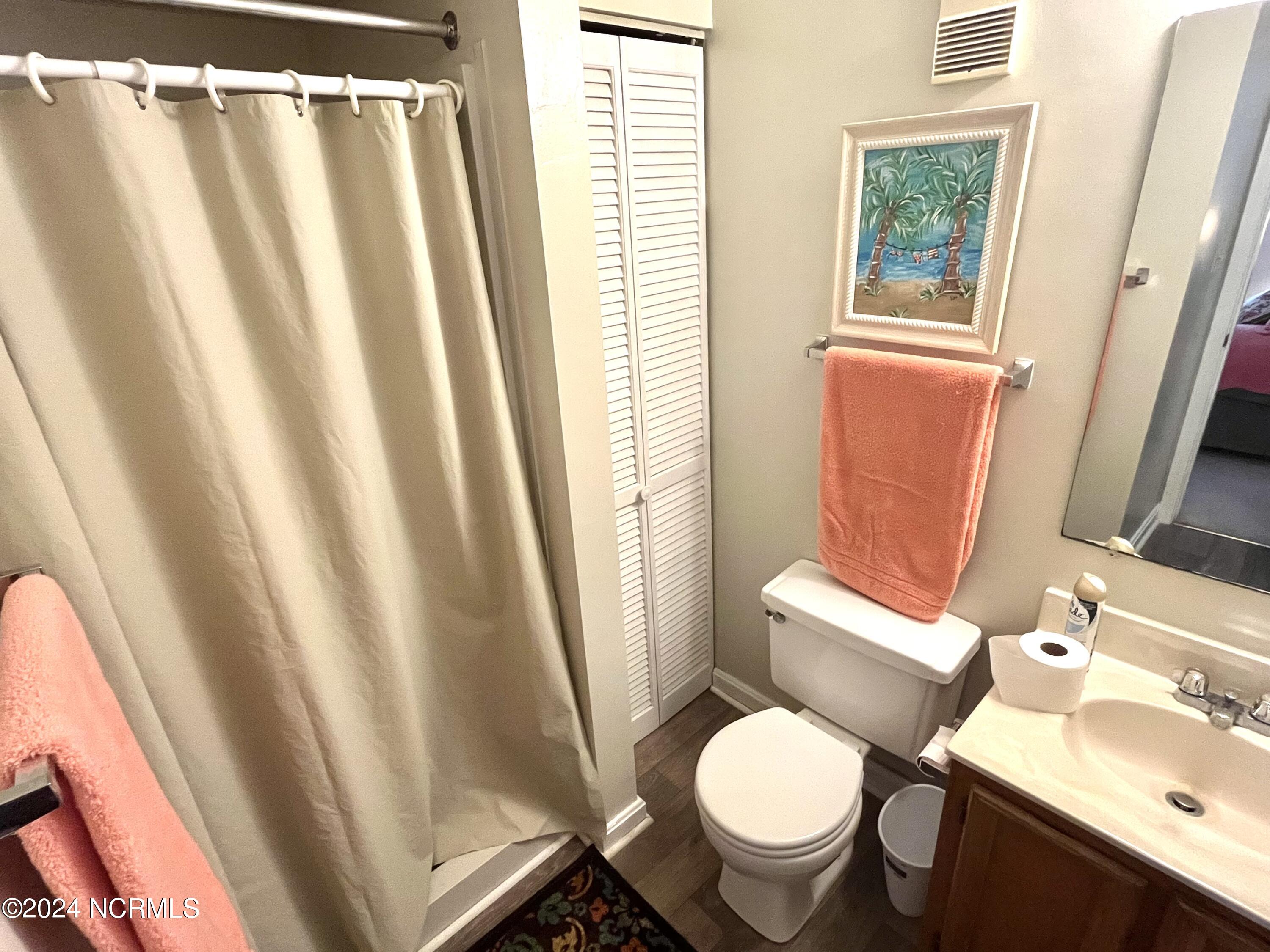 112 Lake Place Condo Drive, 112