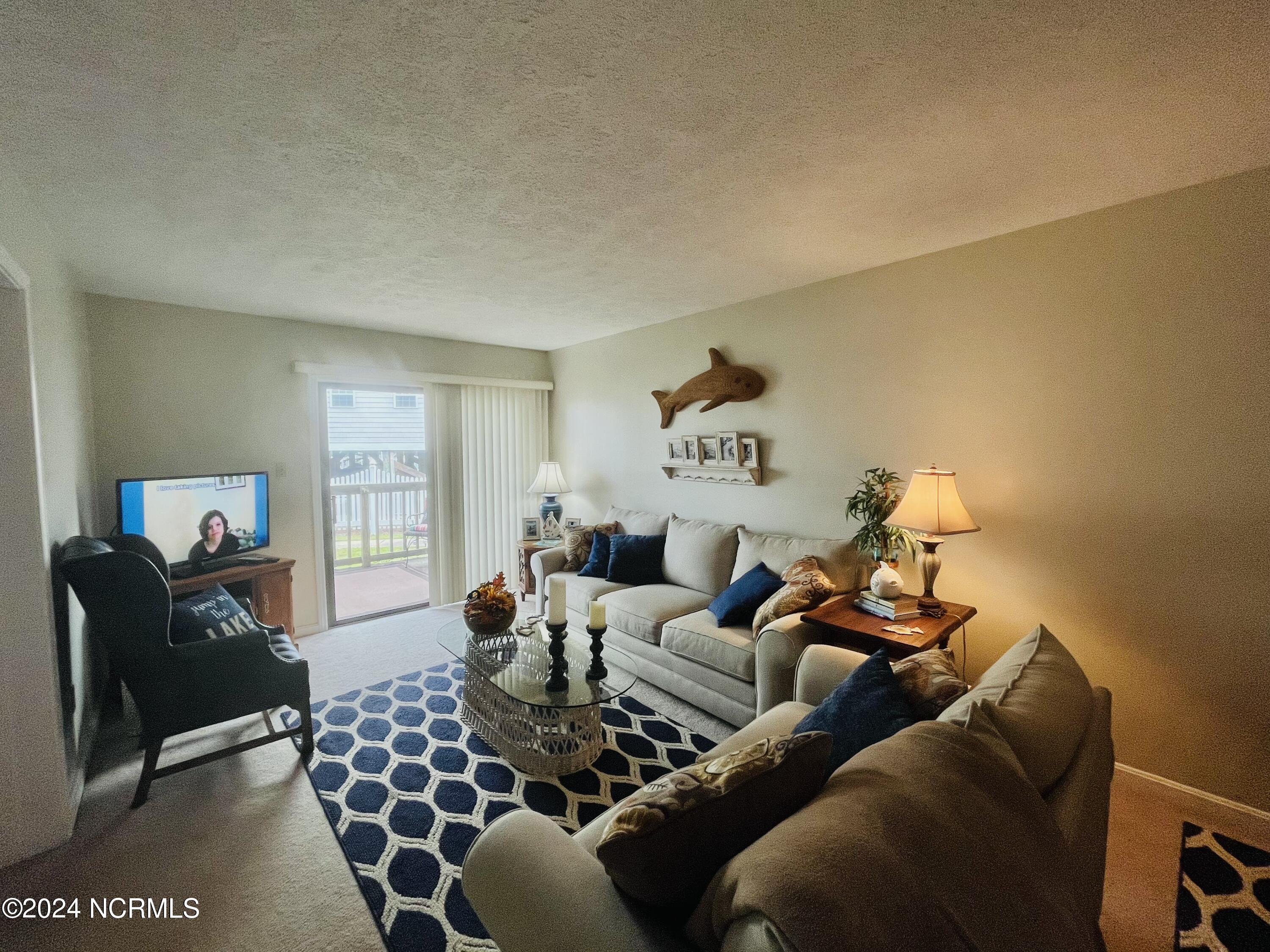 112 Lake Place Condo Drive, 112