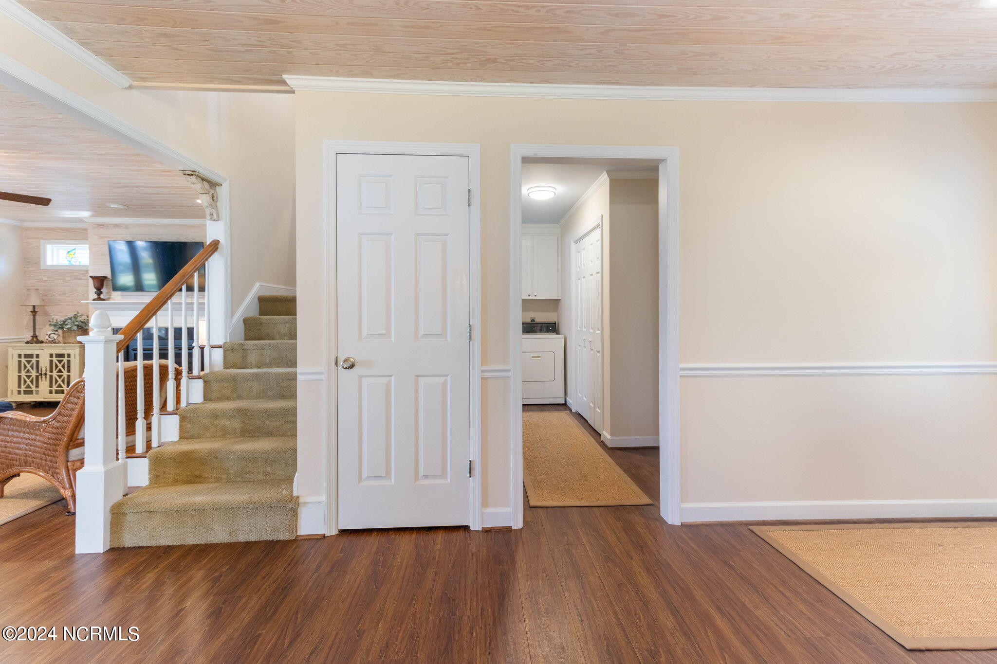 327 Turtle Cove Drive