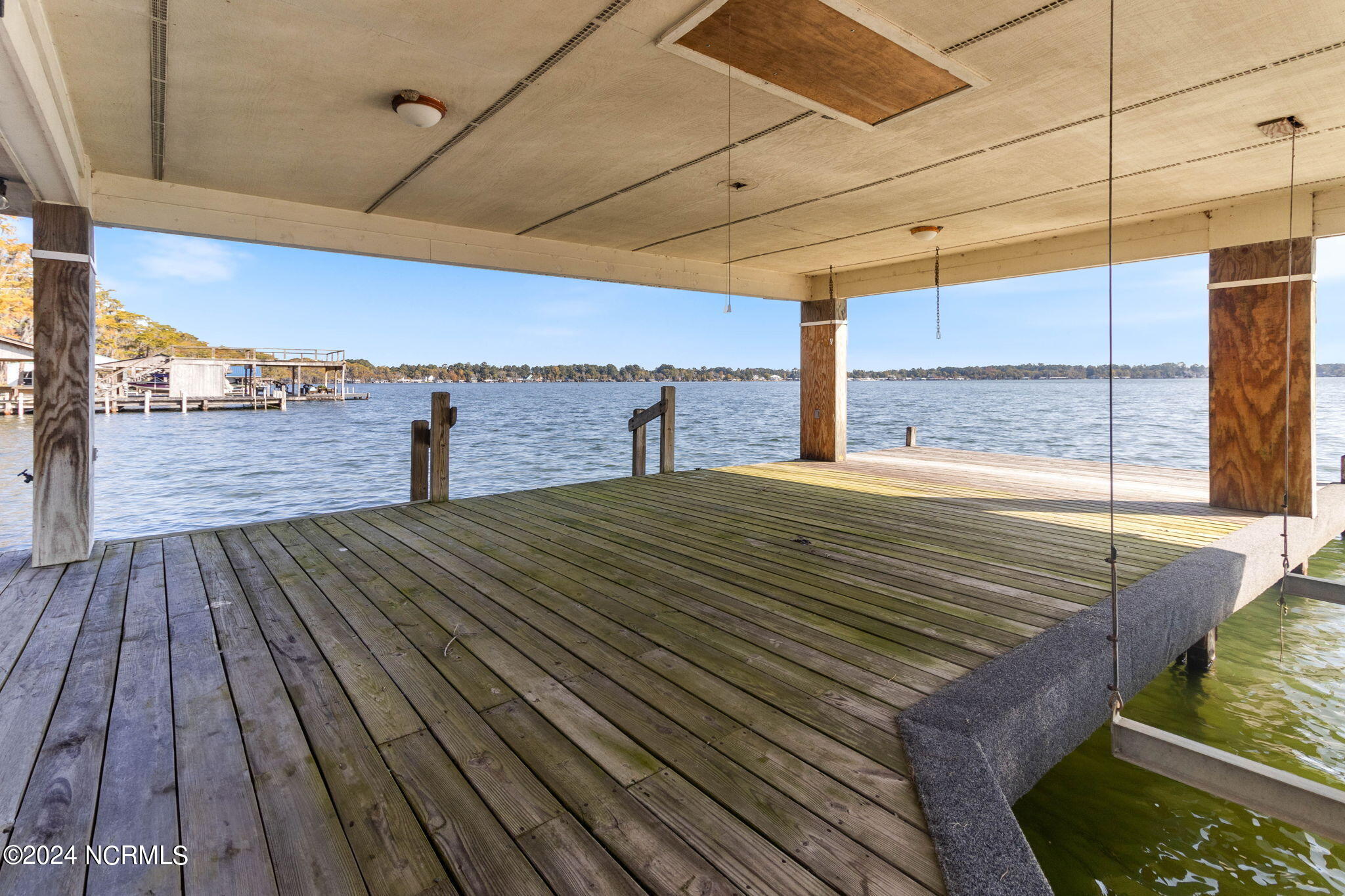 327 Turtle Cove Drive