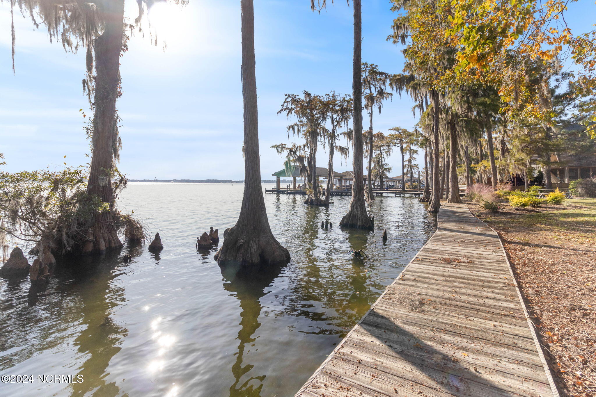 327 Turtle Cove Drive