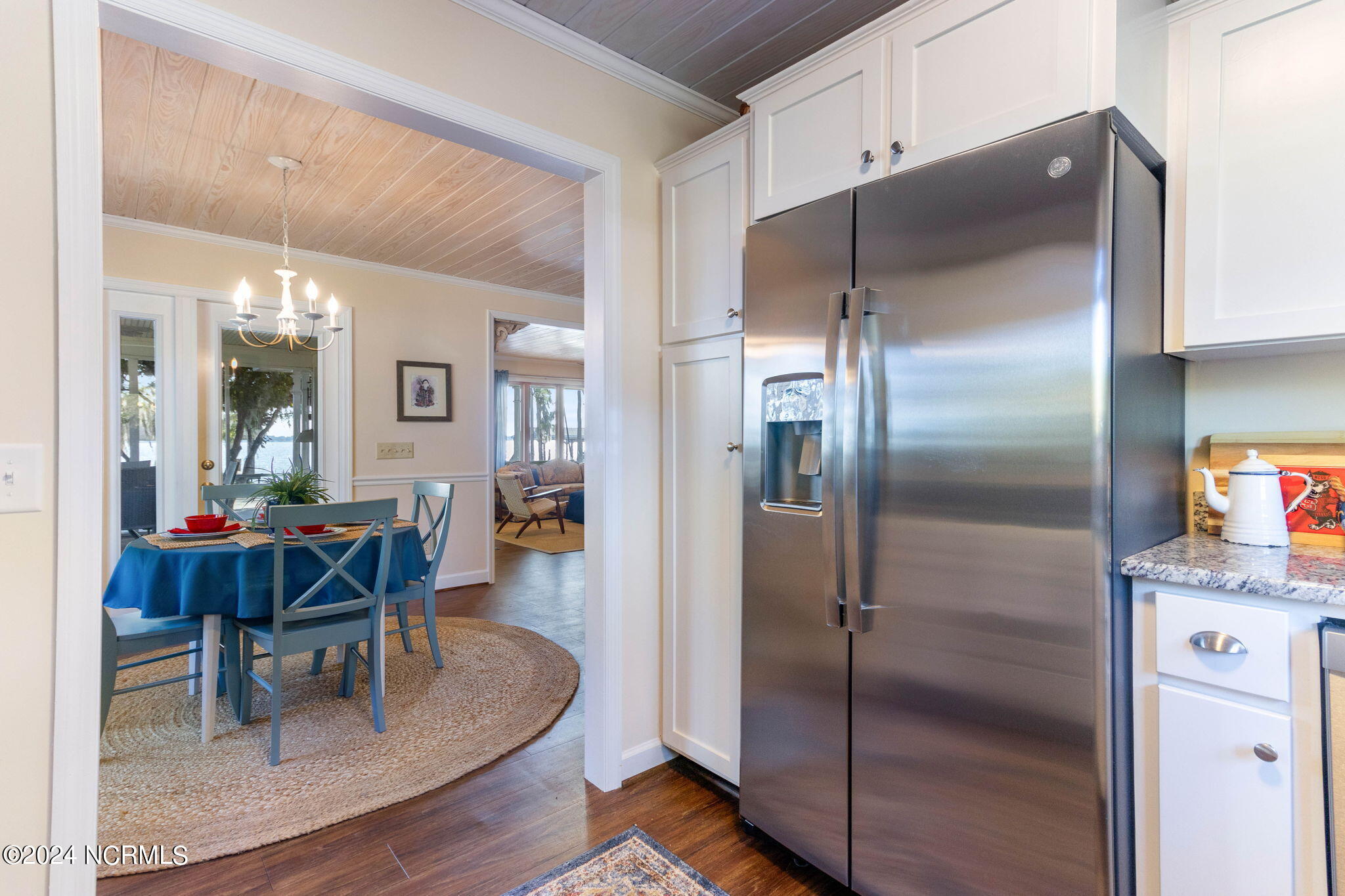 327 Turtle Cove Drive