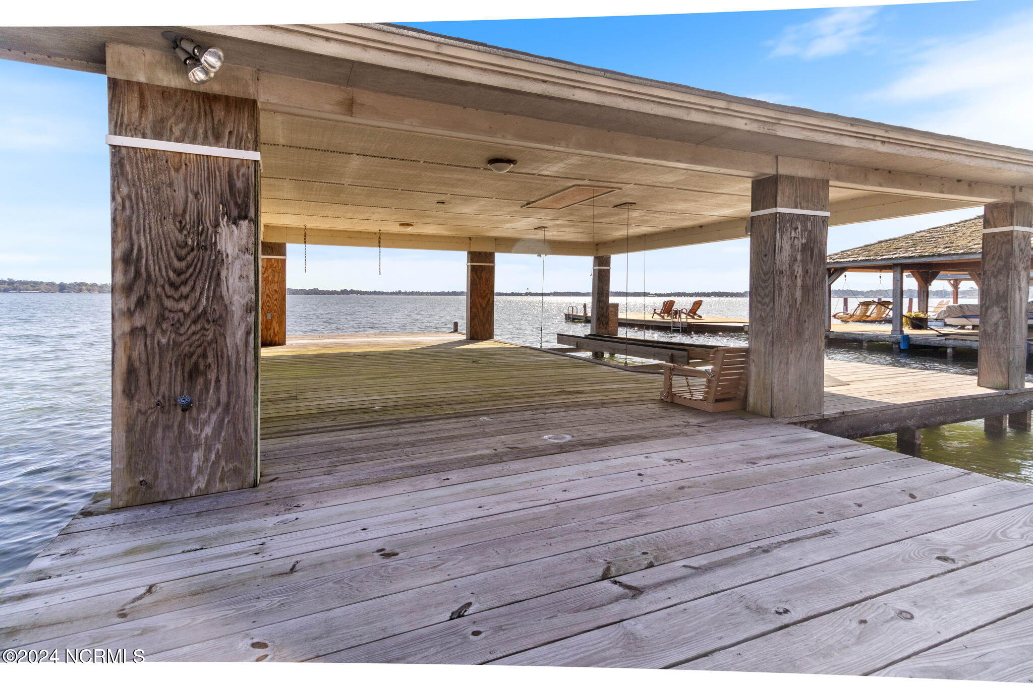 327 Turtle Cove Drive