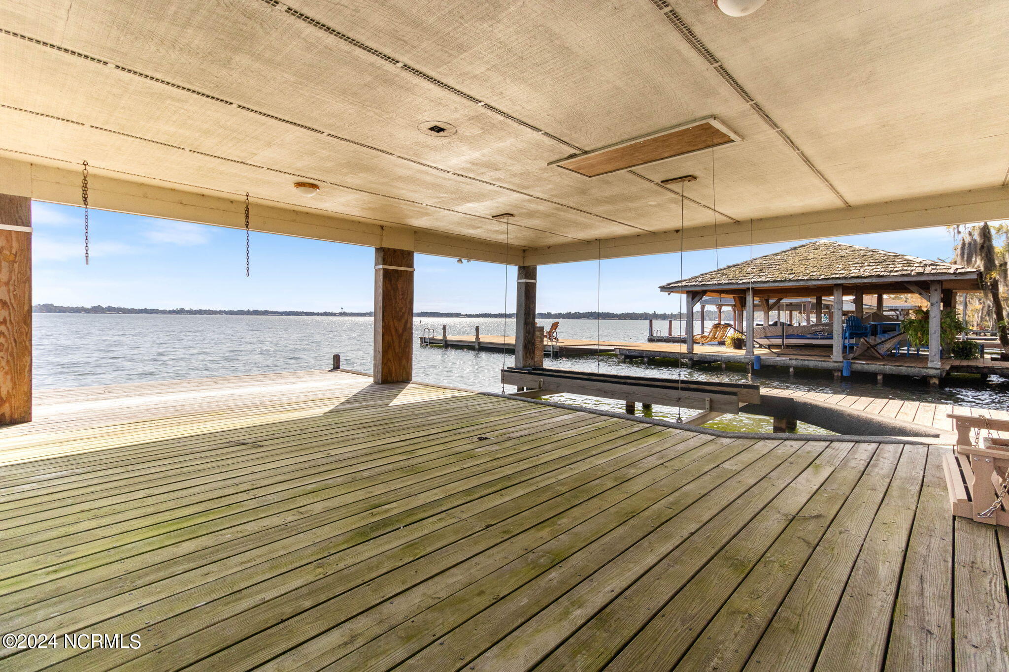 327 Turtle Cove Drive