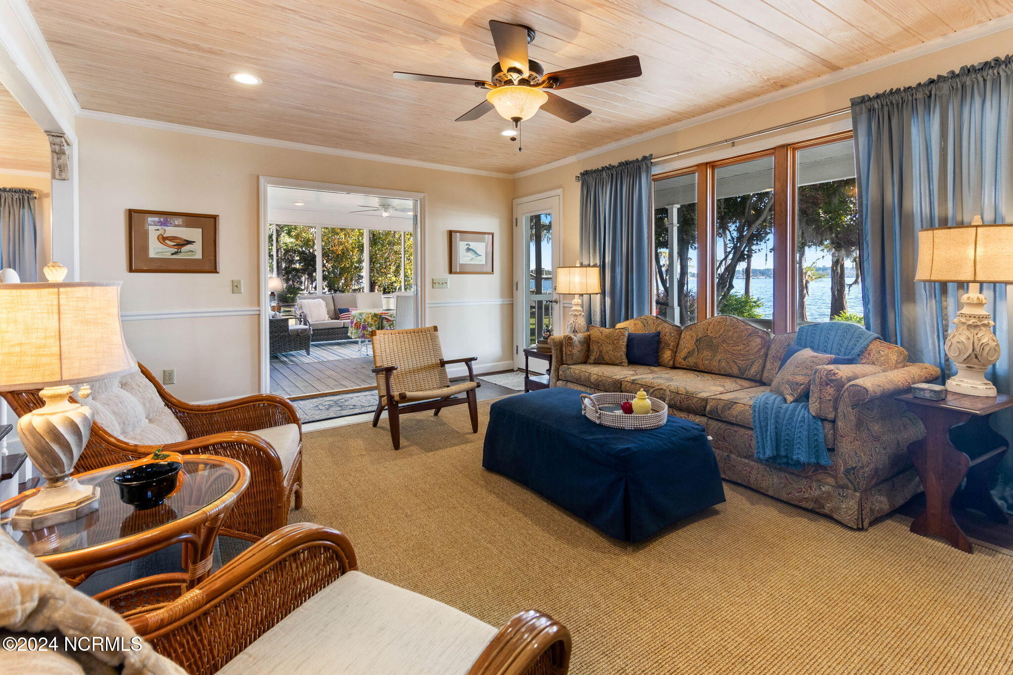 327 Turtle Cove Drive