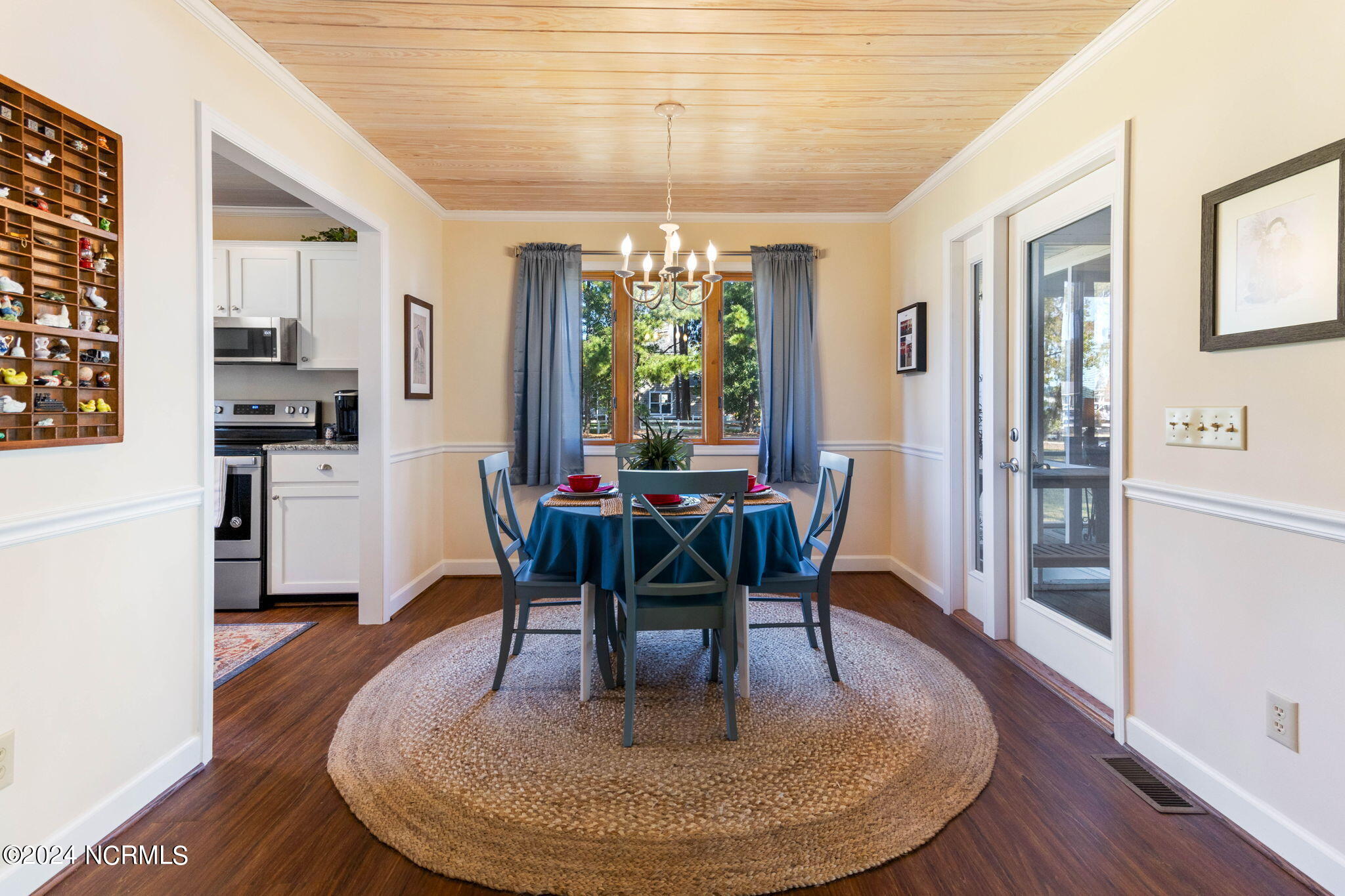 327 Turtle Cove Drive