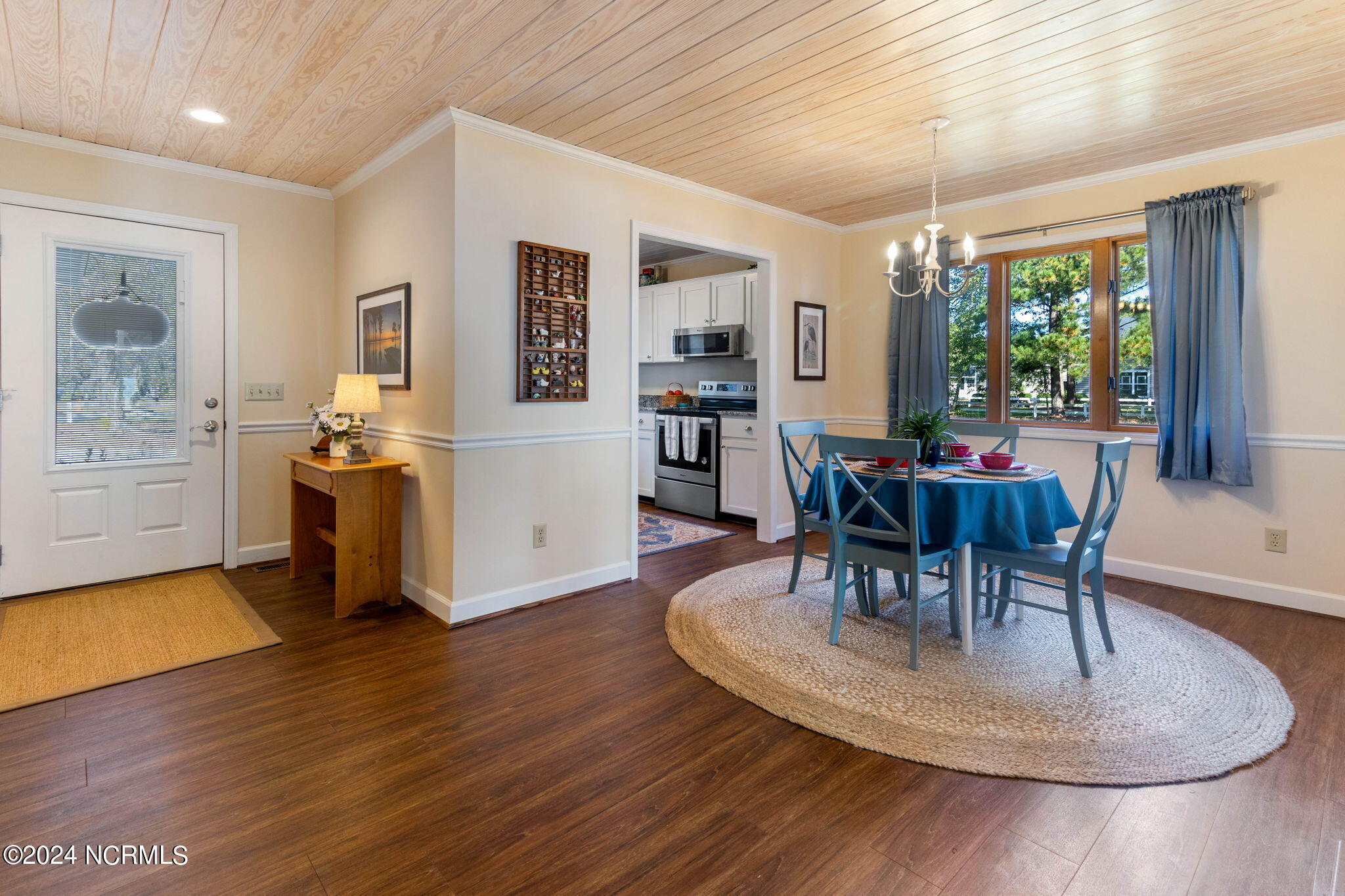 327 Turtle Cove Drive