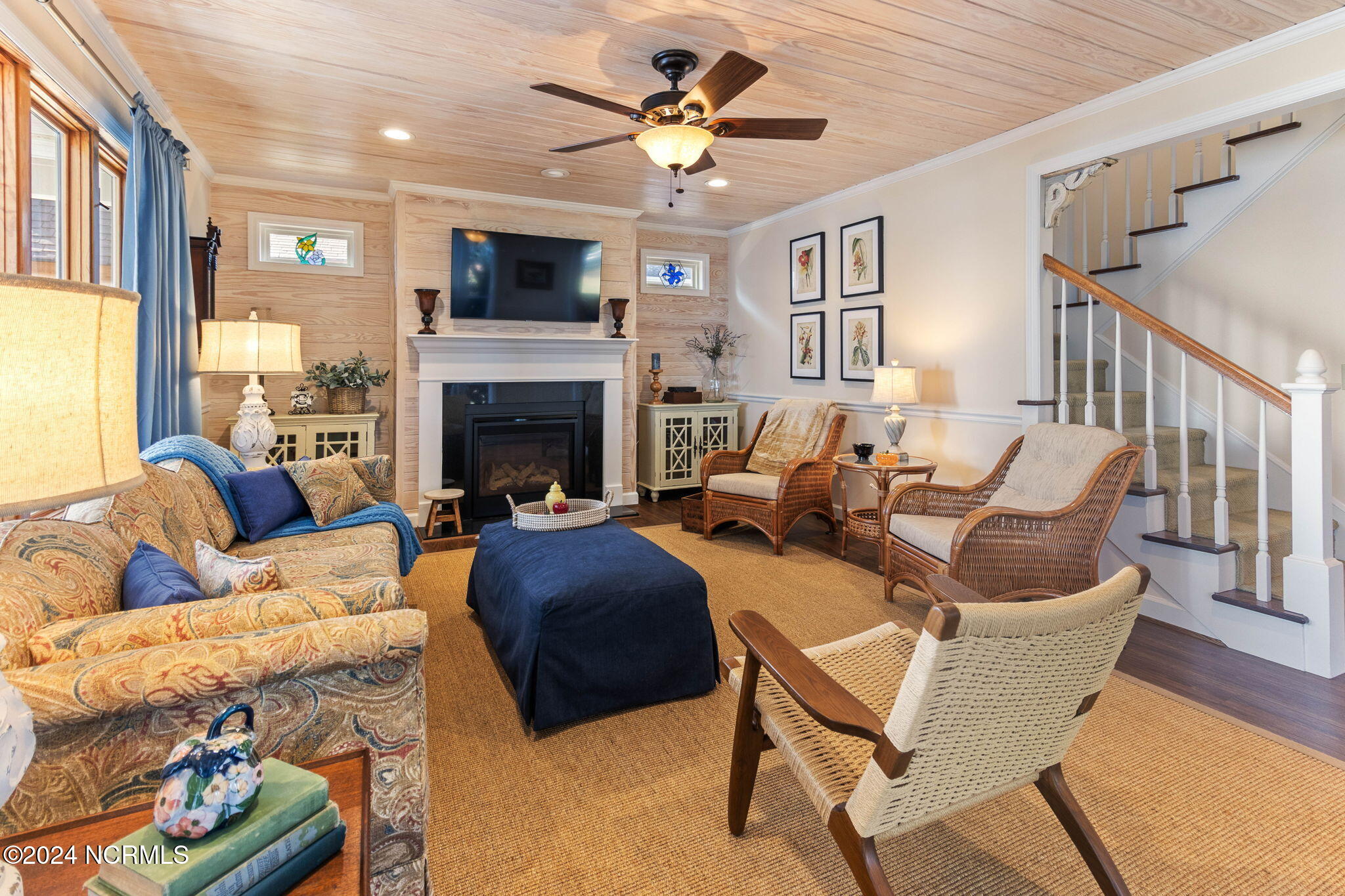 327 Turtle Cove Drive