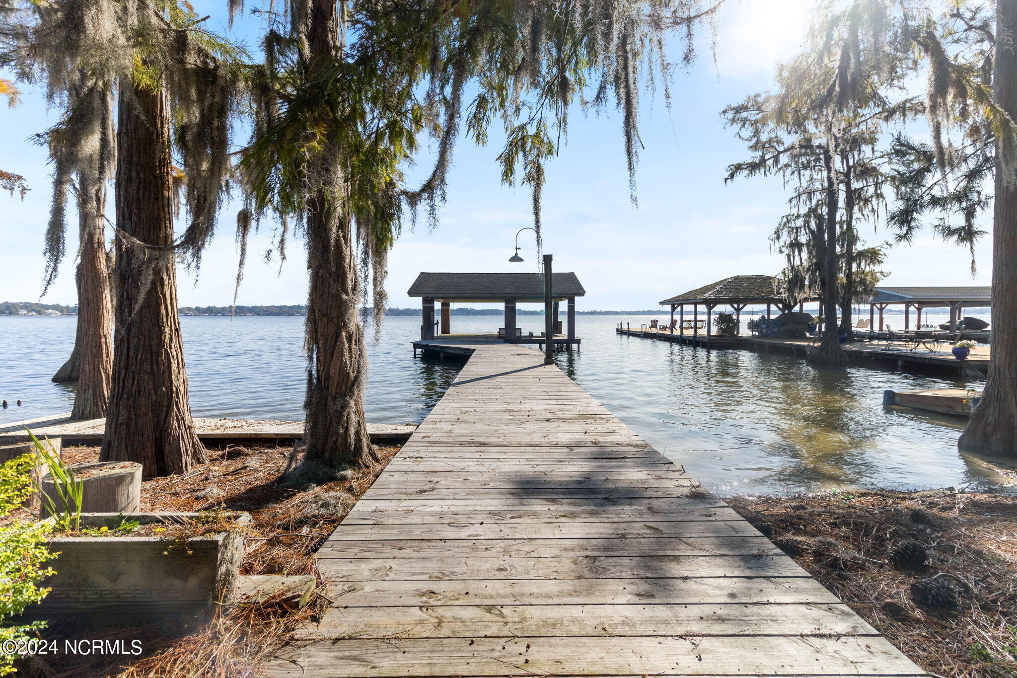 327 Turtle Cove Drive