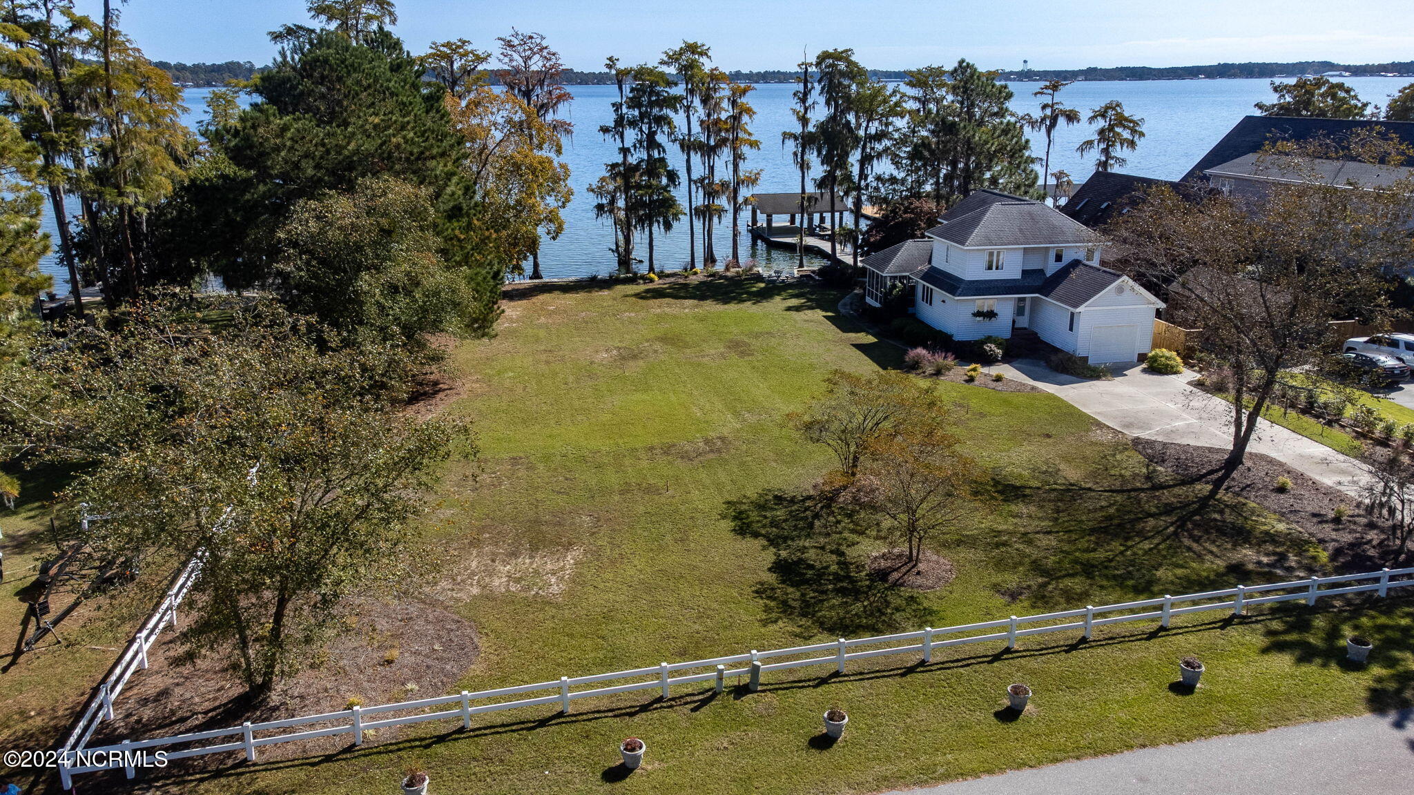 327 Turtle Cove Drive