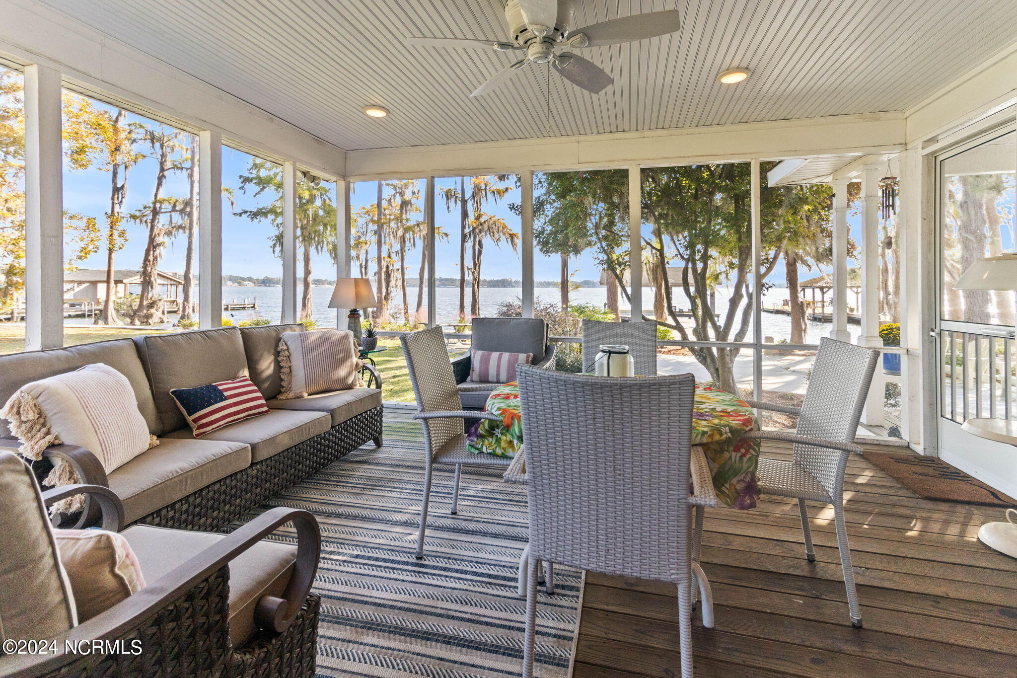 327 Turtle Cove Drive