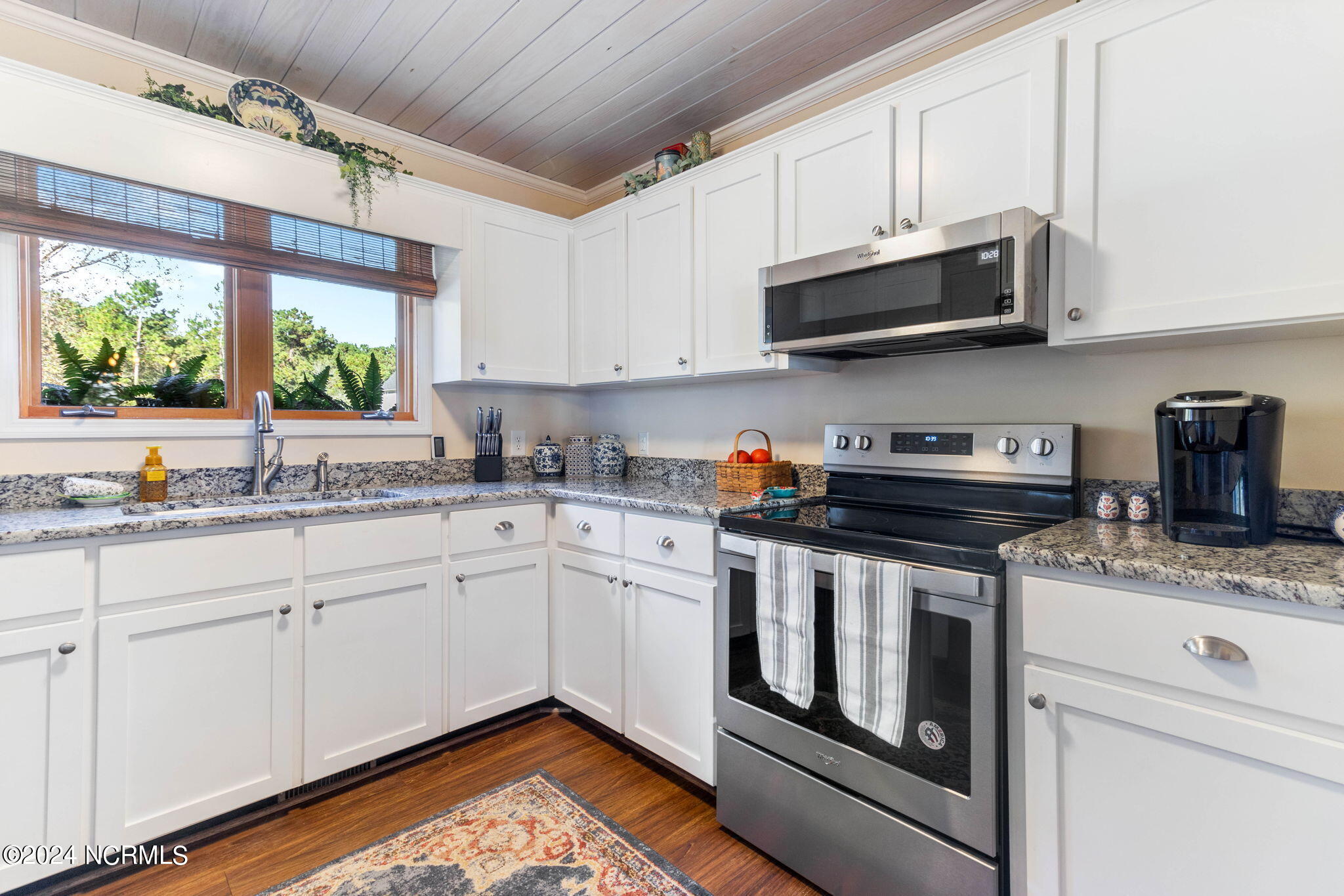 327 Turtle Cove Drive