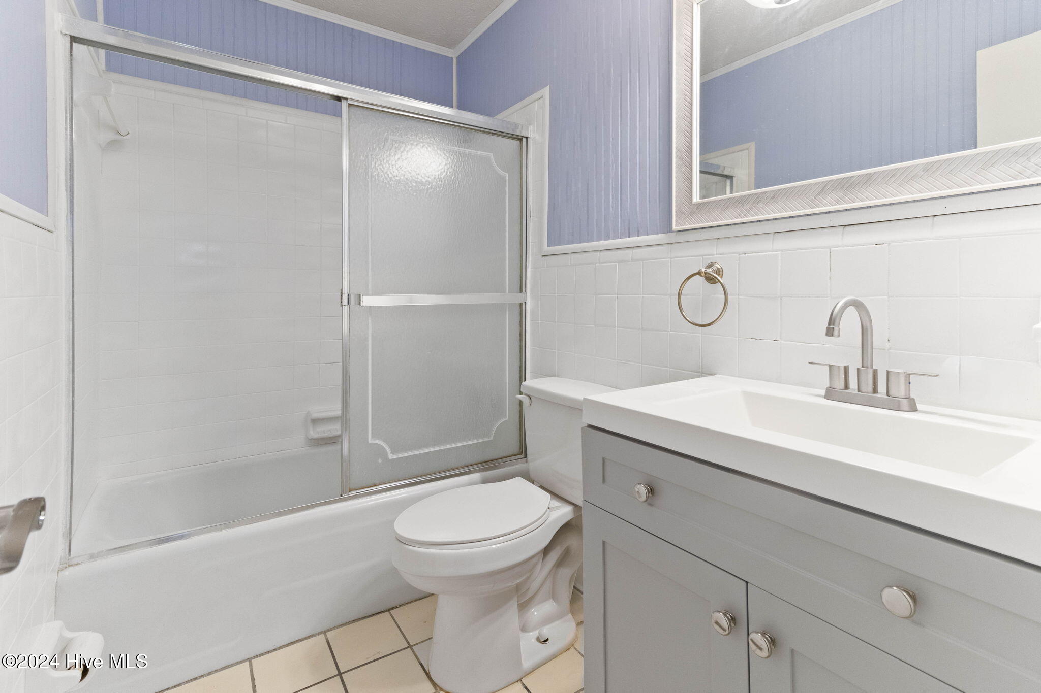 607 N Singletary Street