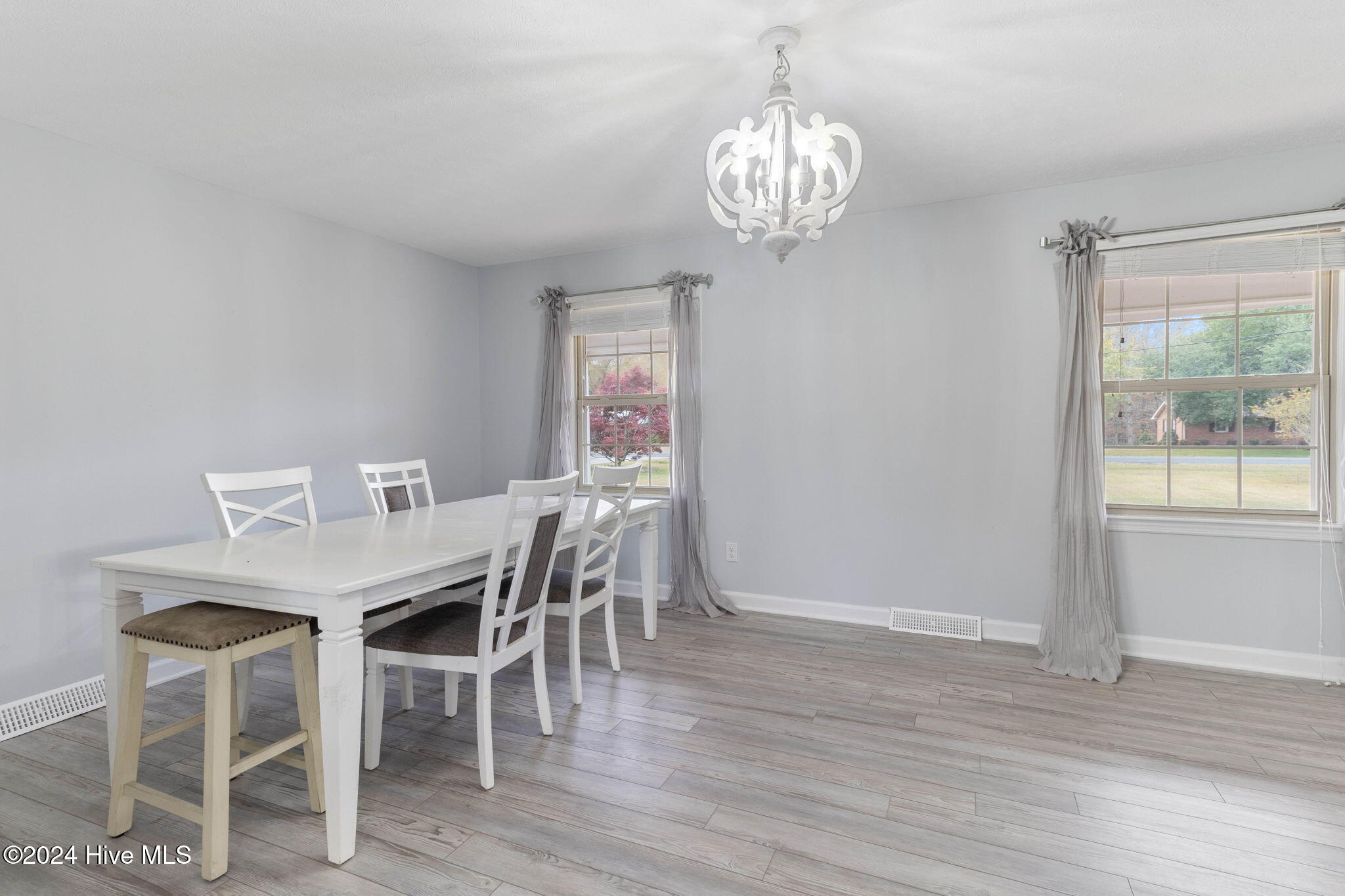 498 Happy Valley Road